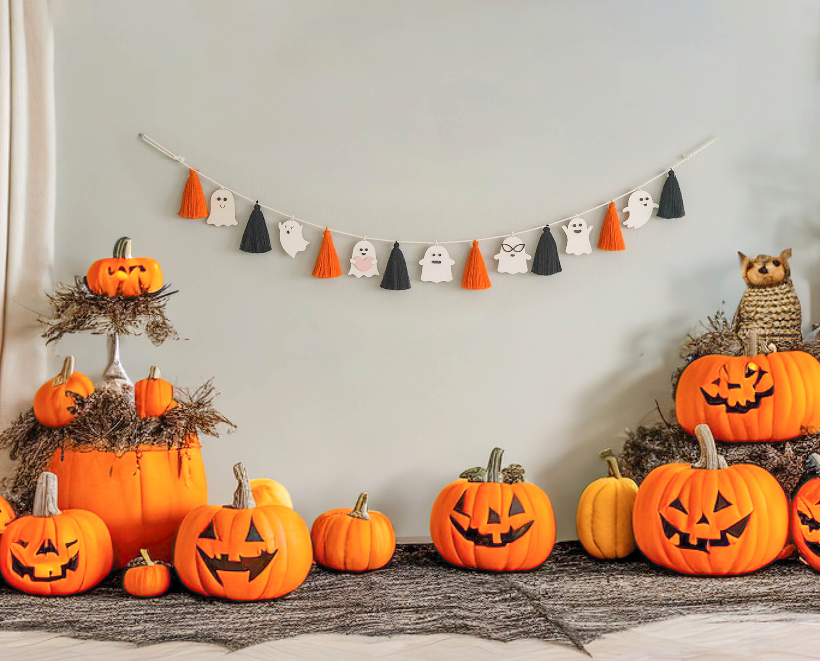Macrame Ghost Garland macrame cord for Halloween Wall Decor V13