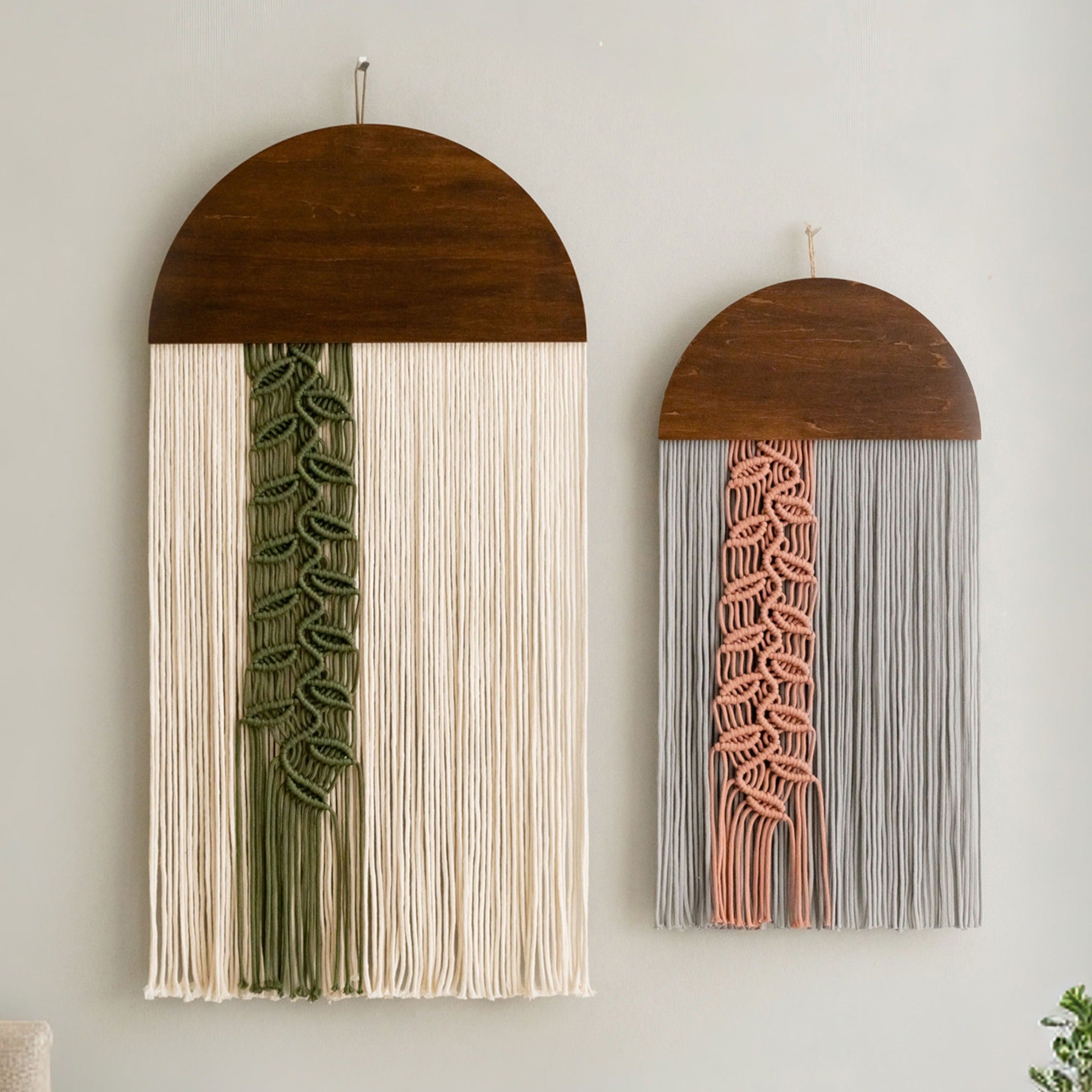 Botanical Macrame Wall Hanging - Round Jellyfish with Leaf Cord V48