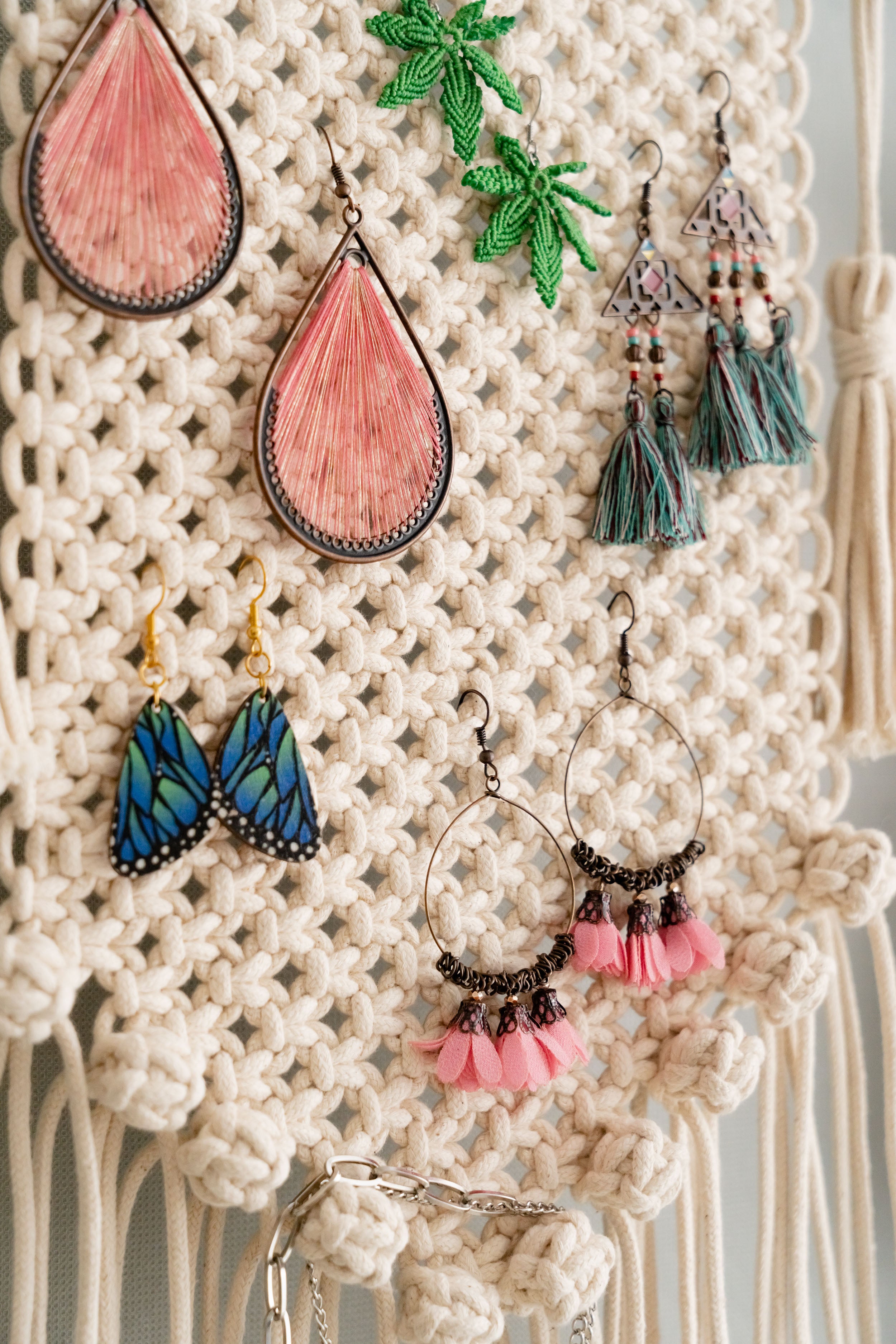 Handmade Macrame Earring Holder – Jewelry Wall Organizer I52