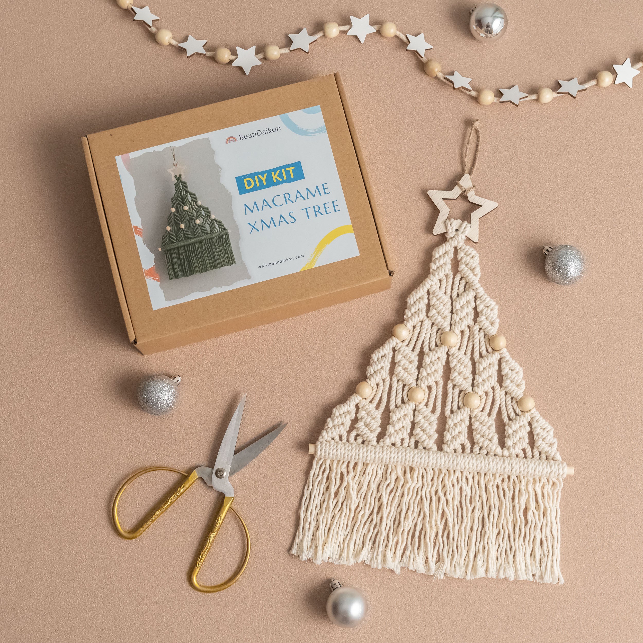 Christmas DIY Wall Decor – Cotton Macrame Tree Kit with Wood Beads K20