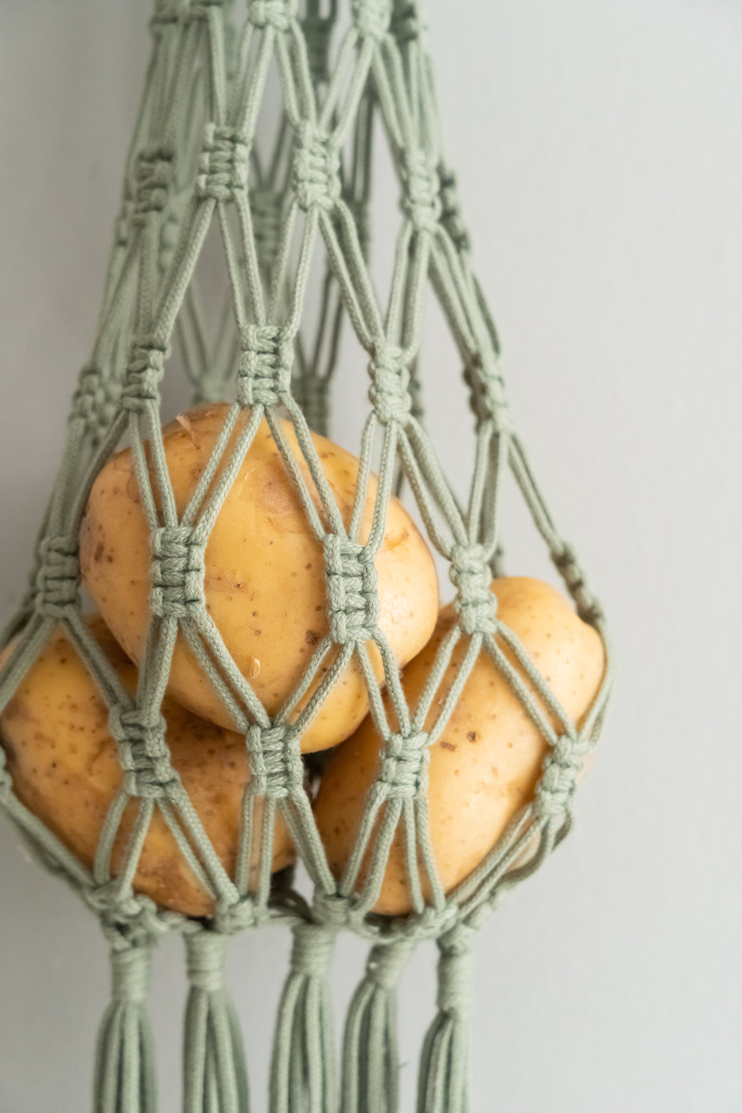 Macrame Hanging Fruit Basket macrame cord for Wall Storage I66