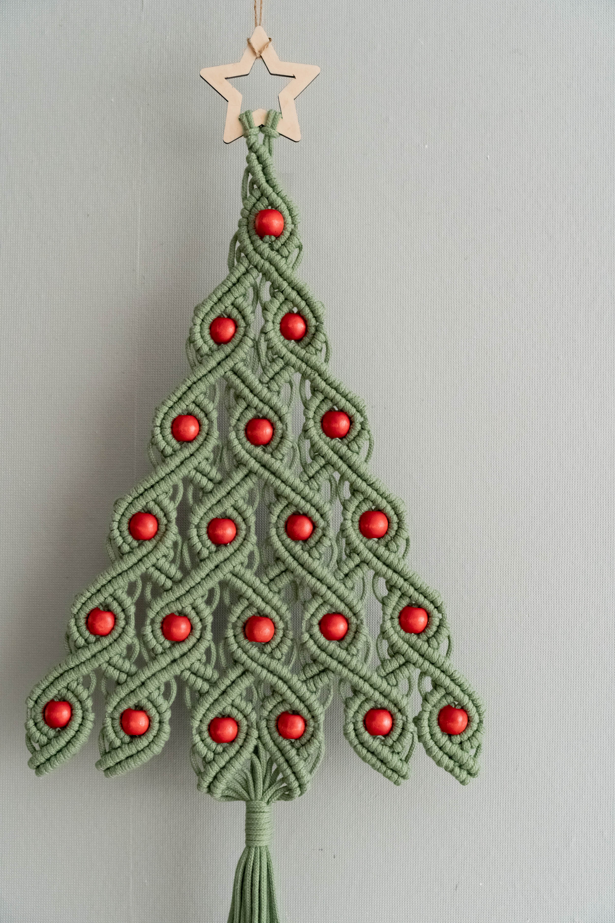 Macrame Christmas Tree Wall Hanging – Boho Holiday Wall Decor X52