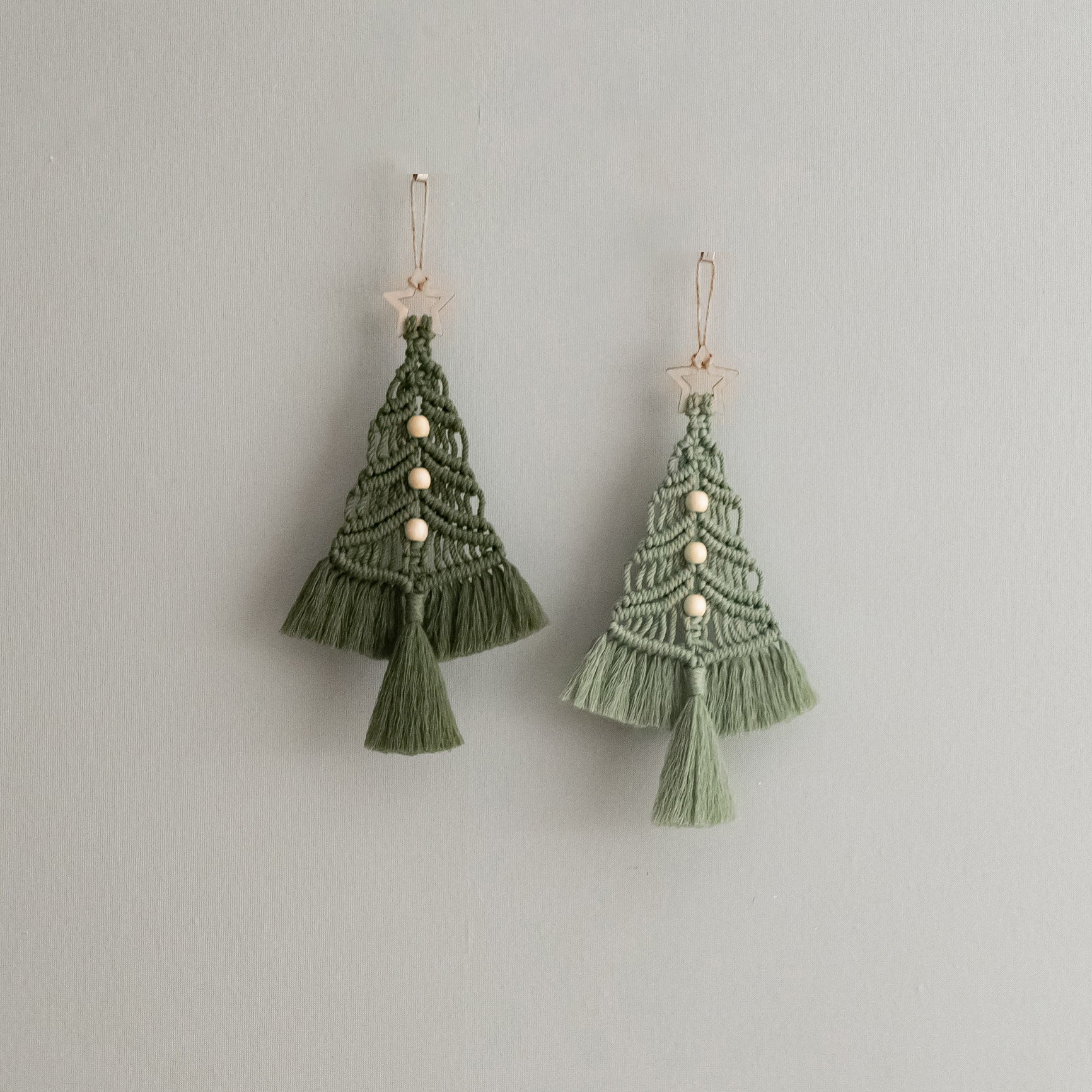 Macrame Christmas Tree Wall Hanging for Festive Holiday Decor