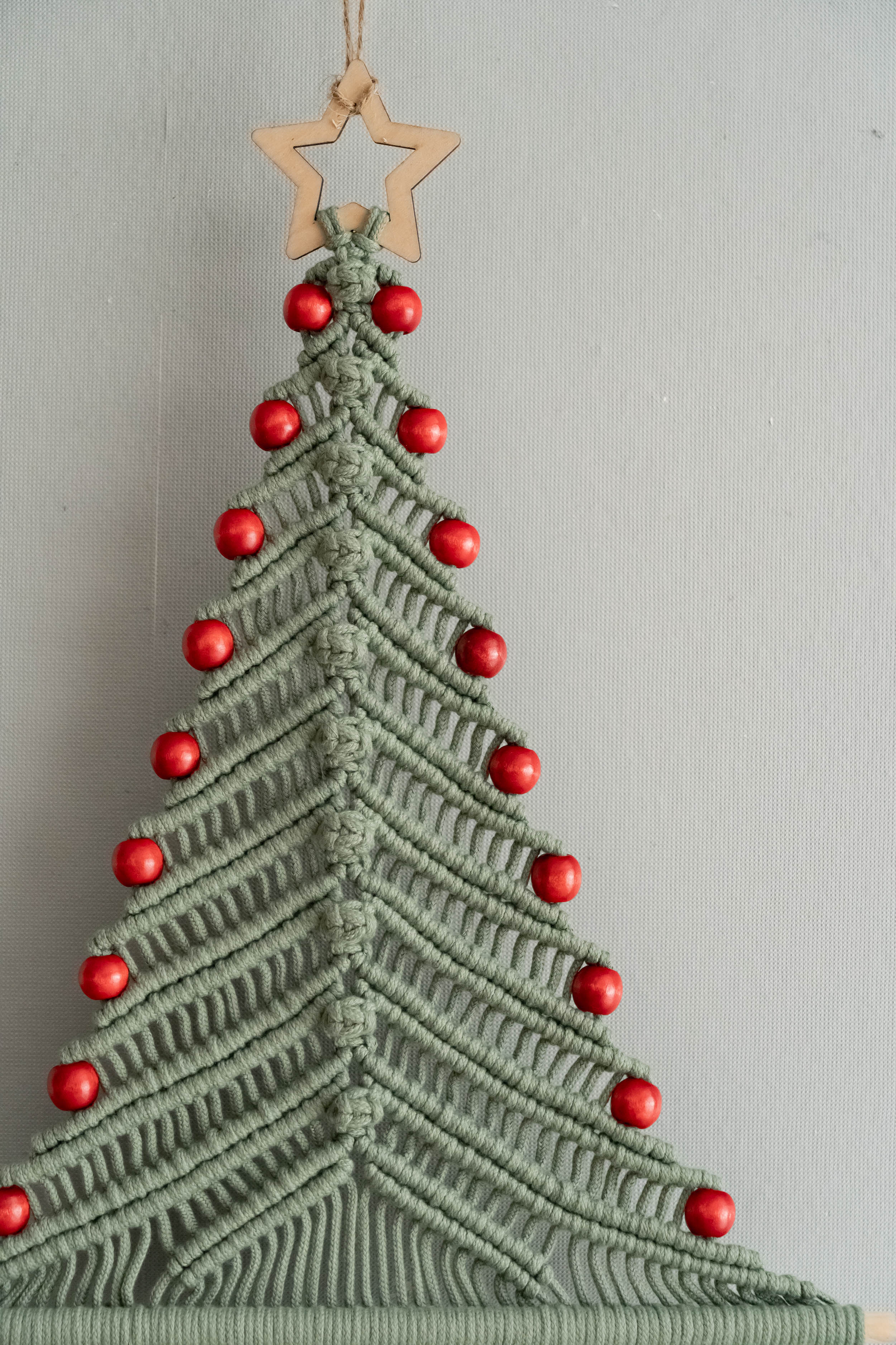 Macrame Christmas Tree with Red Beads – Boho Wall Decor Gift X62