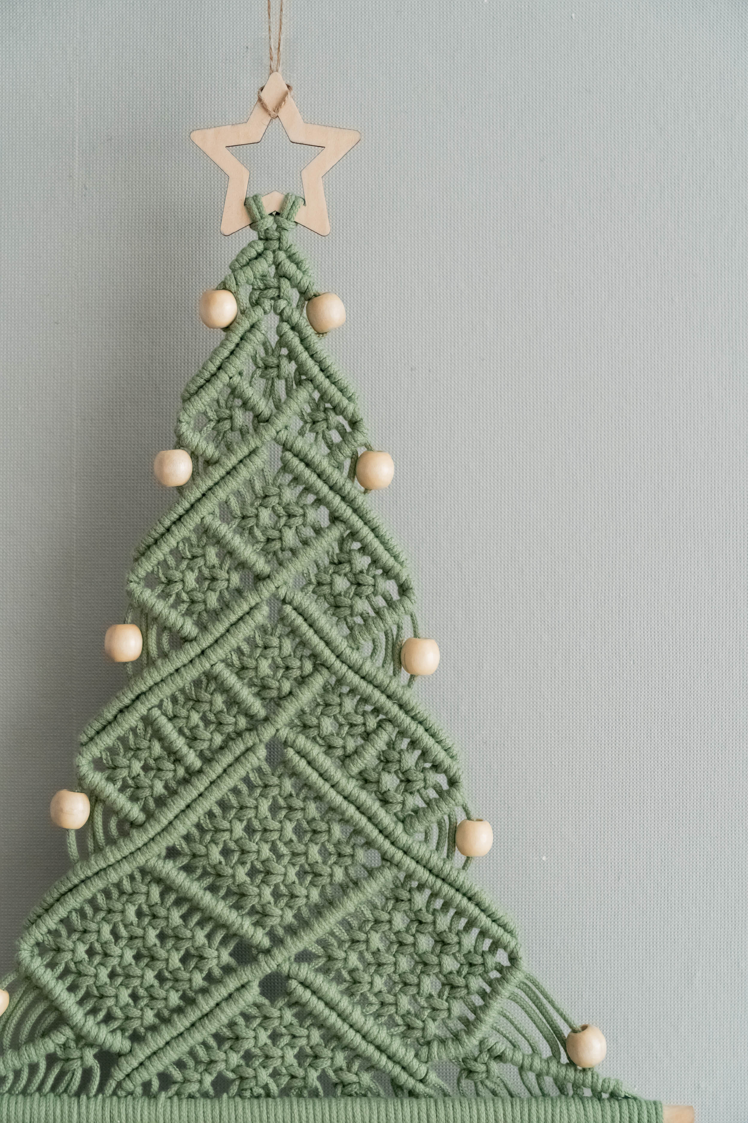 Macrame Beaded Christmas Tree Ornament – Rustic Cotton Cord Decor X33