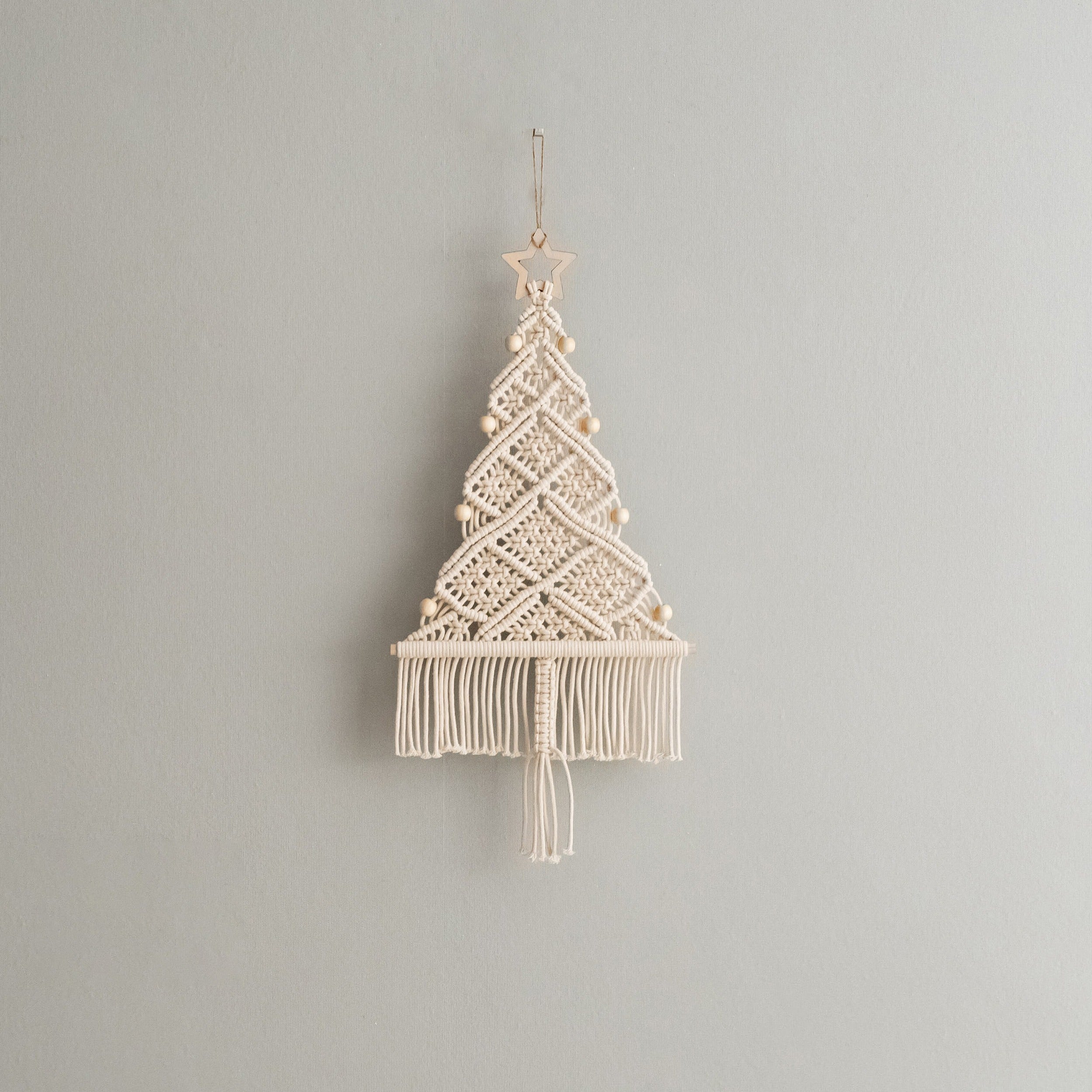 Macrame Beaded Christmas Tree Ornament – Rustic Cotton Cord Decor X33