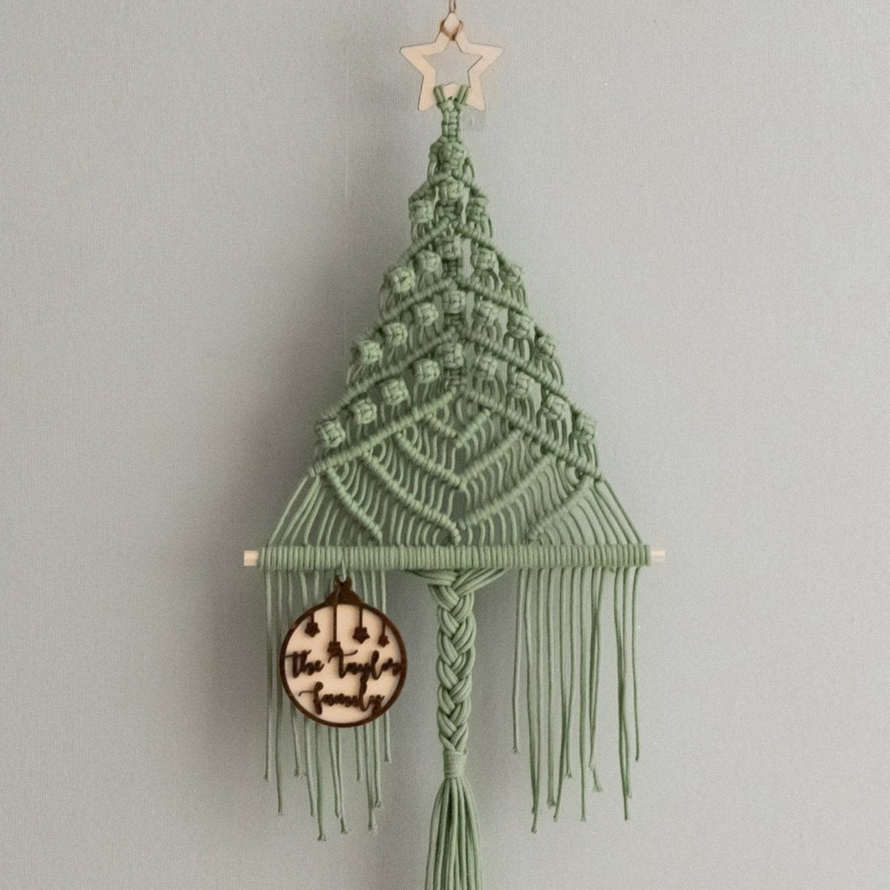 Braided Macrame Christmas Tree – Personalized Boho Wall Hanging X61