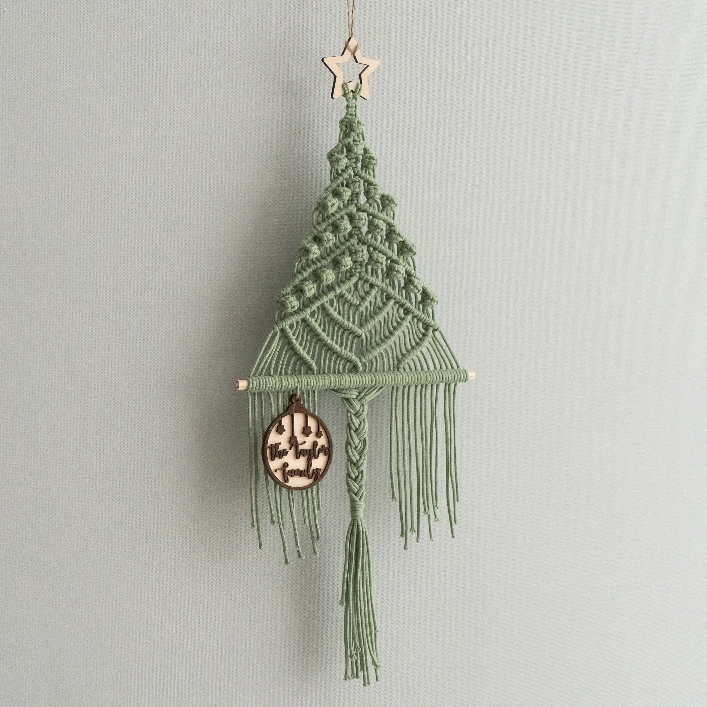 Braided Macrame Christmas Tree – Personalized Boho Wall Hanging X61