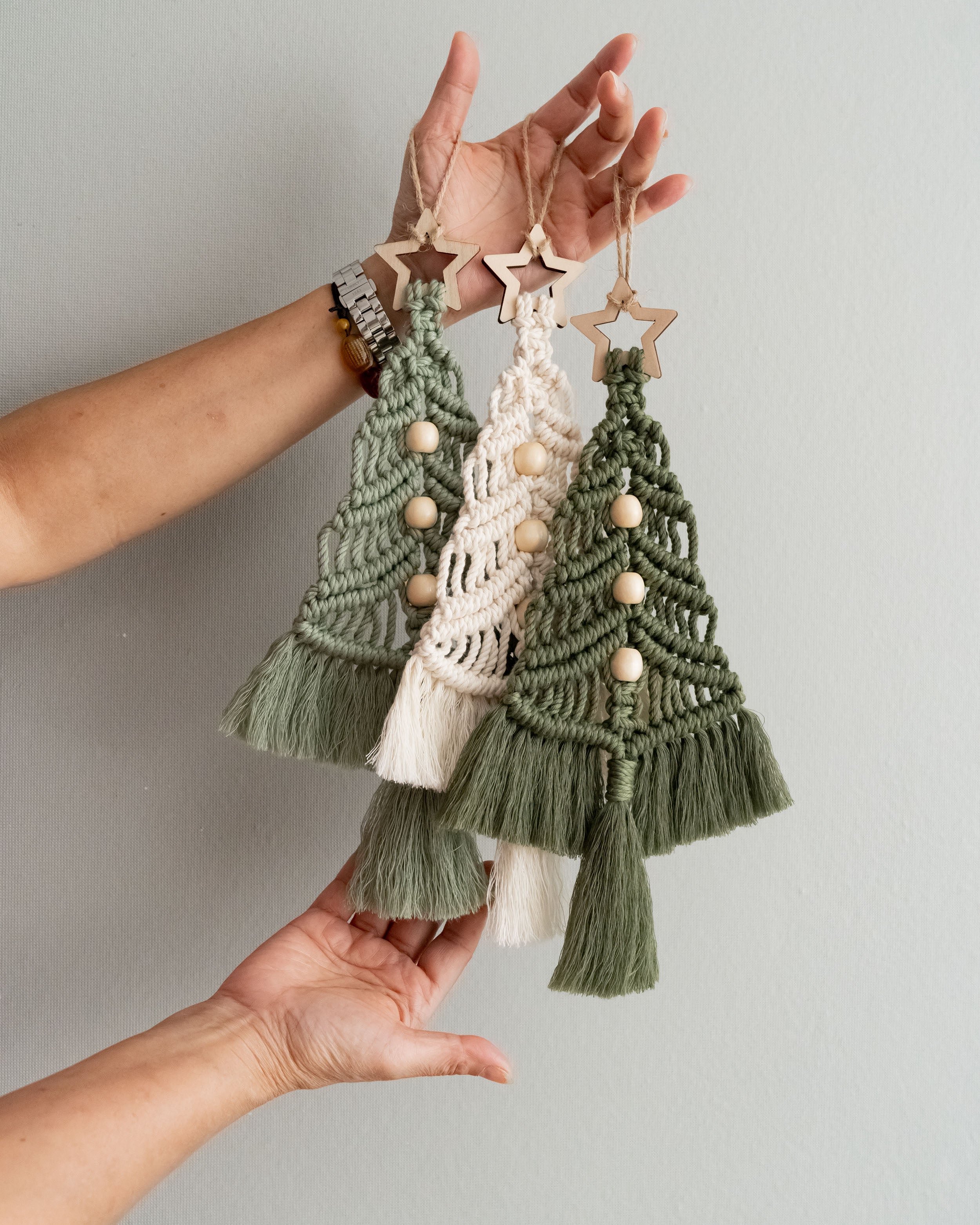 Macrame Christmas Tree Wall Hanging for Festive Holiday Decor
