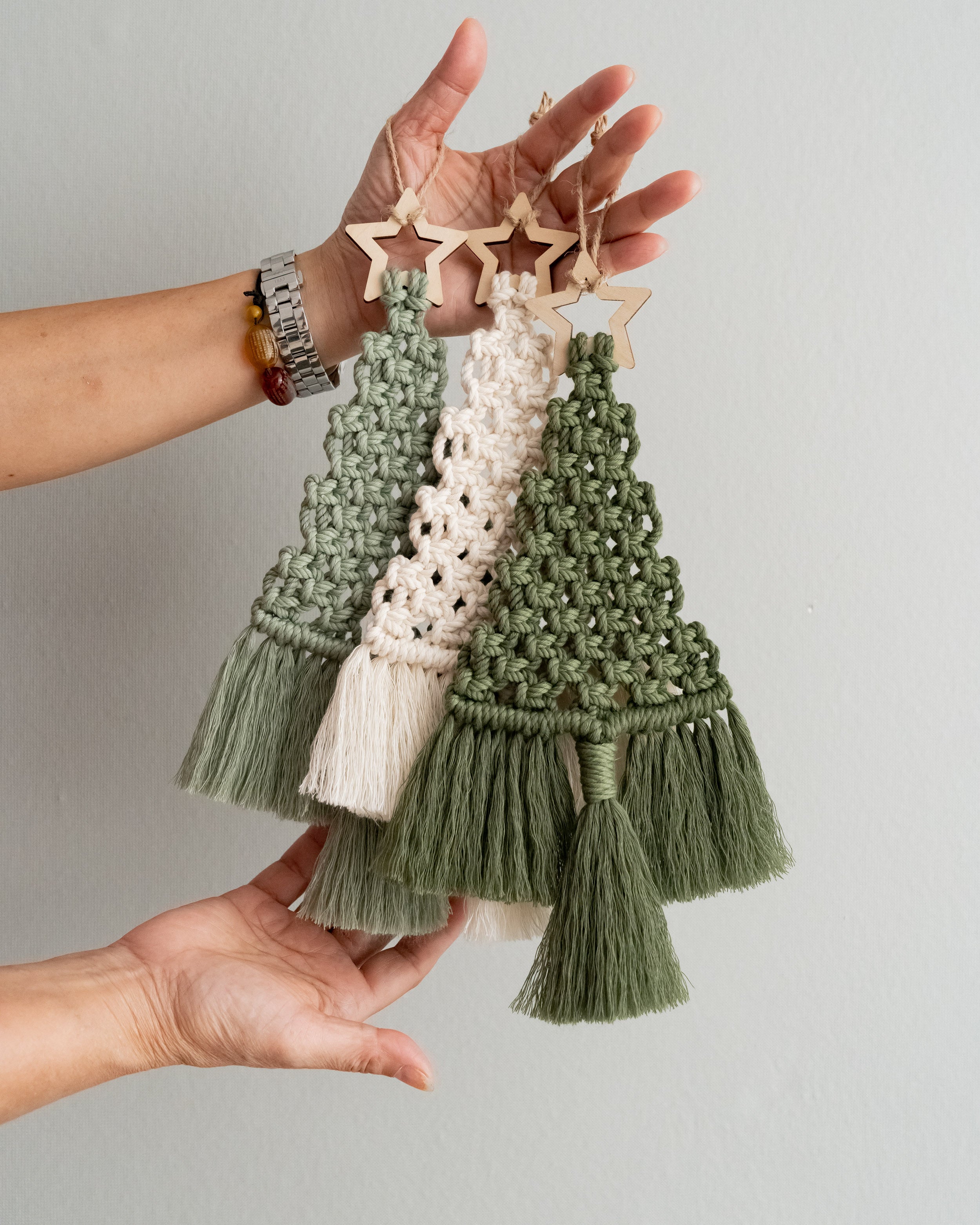 Macrame Honeycomb Tree Ornament – Boho Cotton Yarn Holiday Decor X05