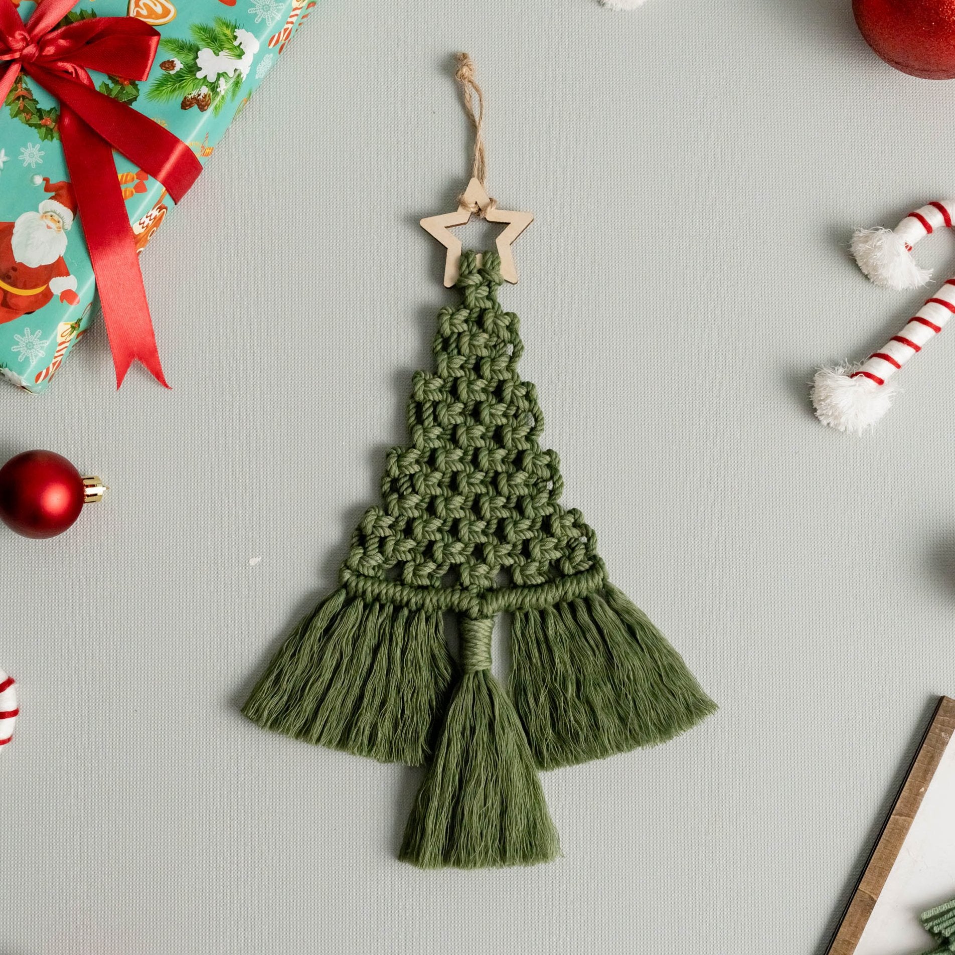 Macrame Honeycomb Tree Ornament – Boho Cotton Yarn Holiday Decor X05