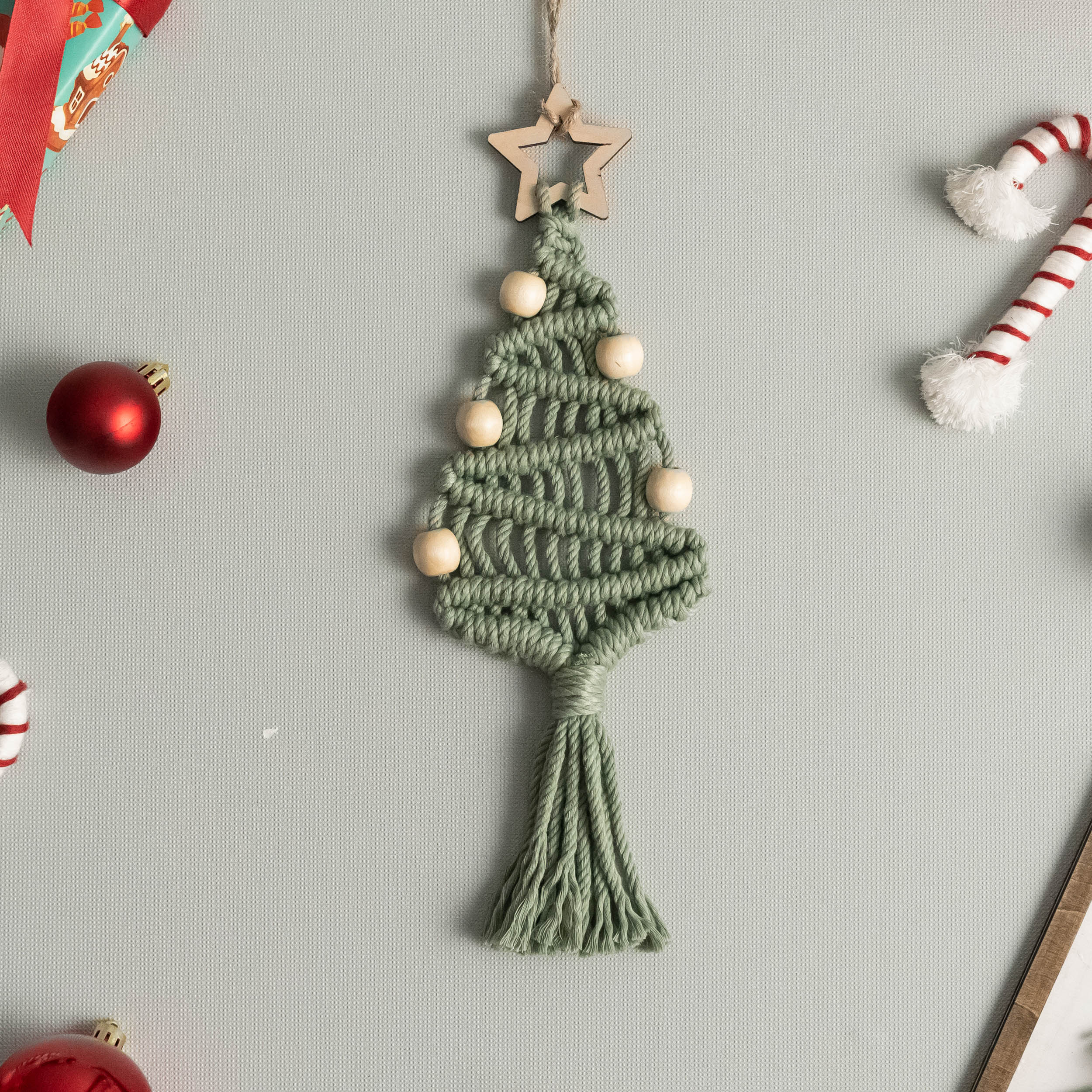 DIY Christmas Tree Macrame Kit – Cotton Cord & Wooden Beads K24