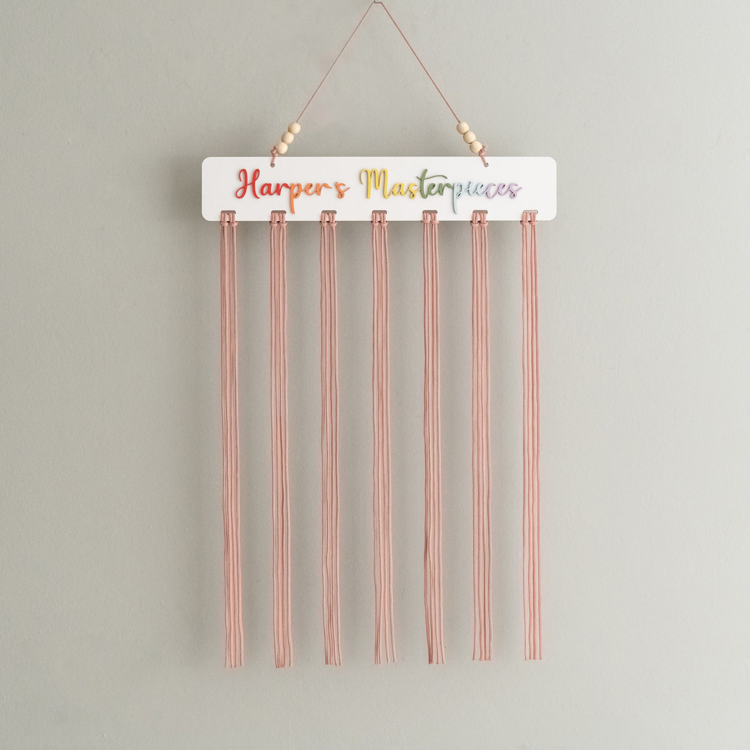 Personalized Kids' Art Display Hanger – Macrame Wall Organizer I28