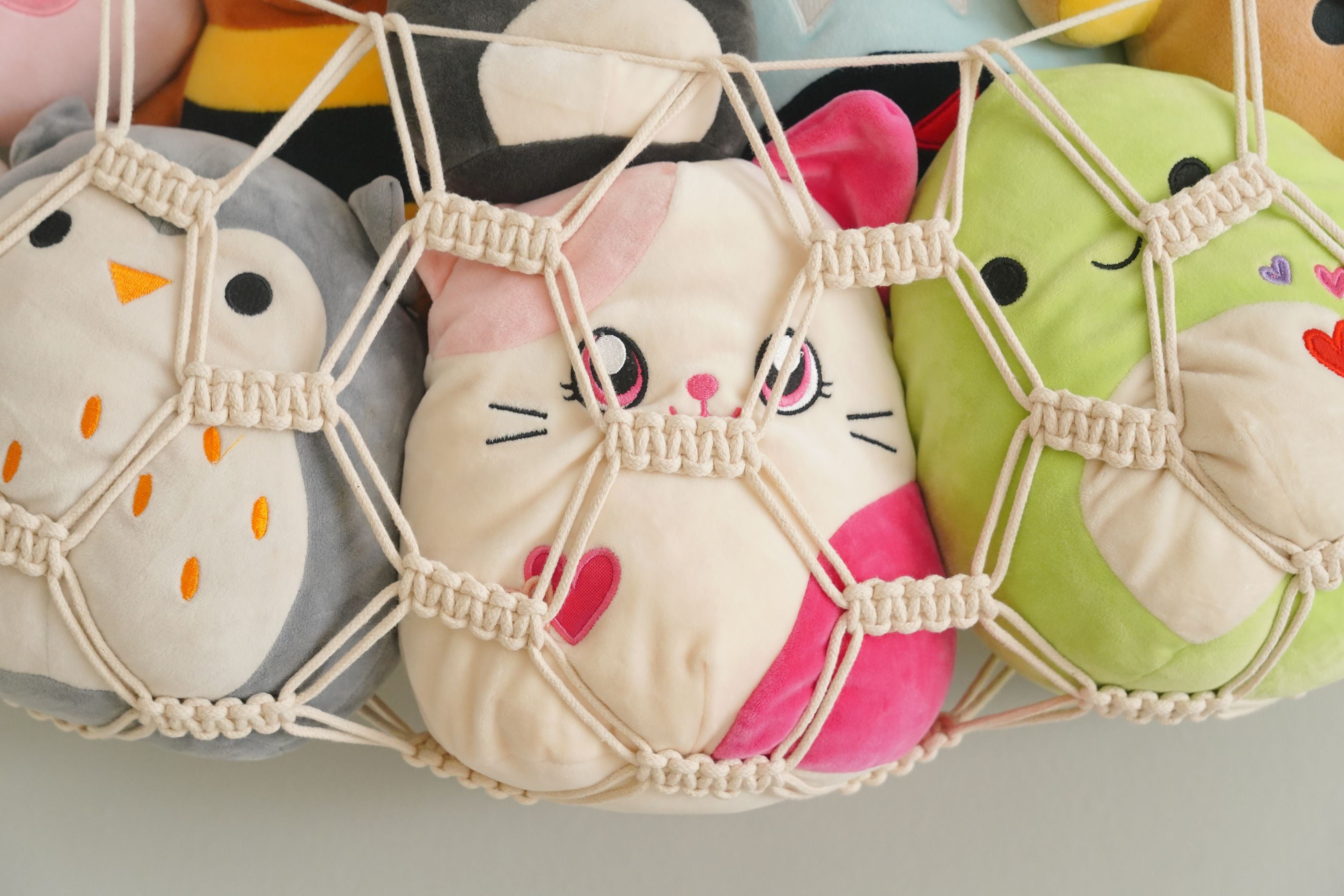 Macrame Toy Hammock for Stuffed Toys - Plush Rope Wall Organizer I25