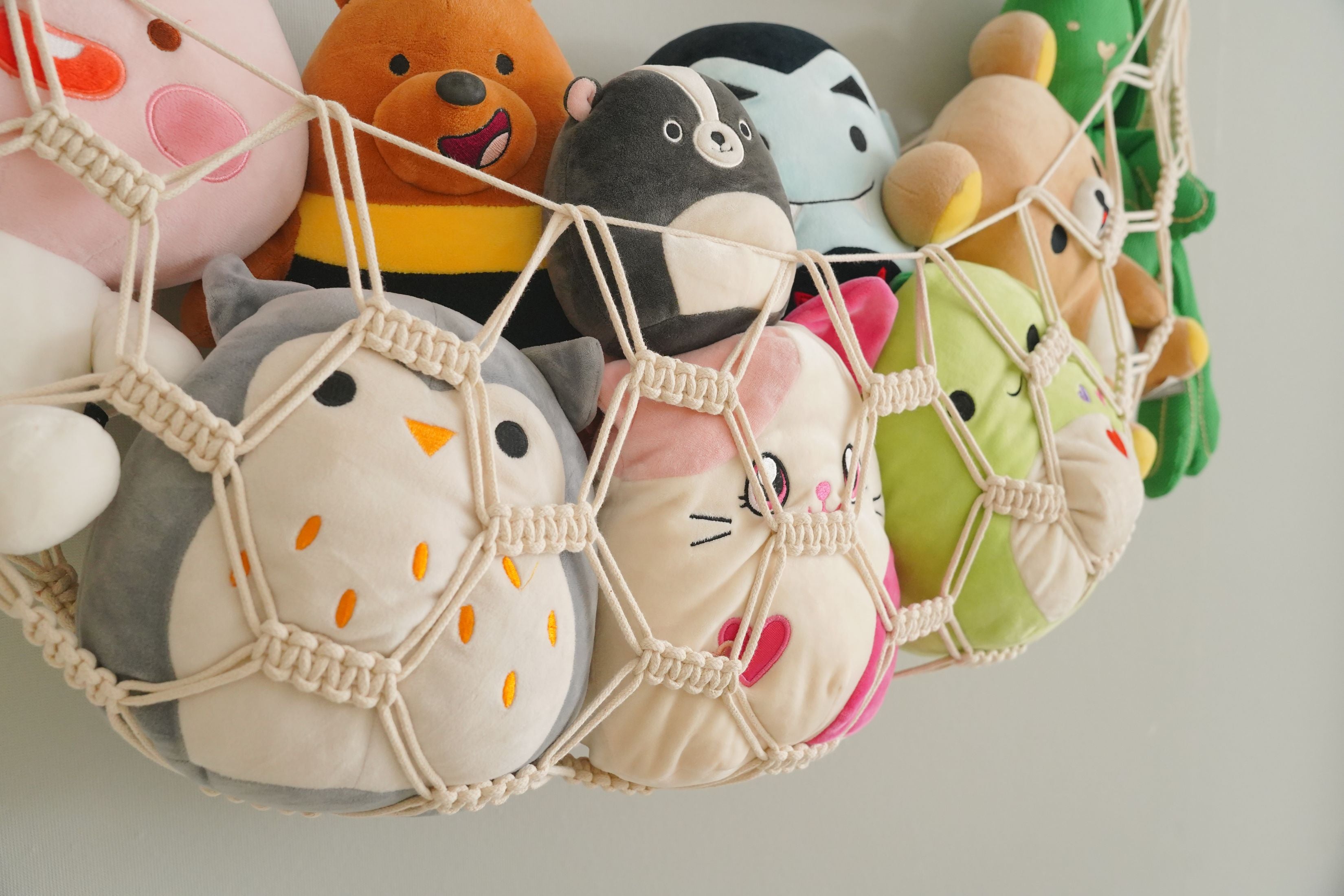 Macrame Toy Hammock for Stuffed Toys - Plush Rope Wall Organizer I25