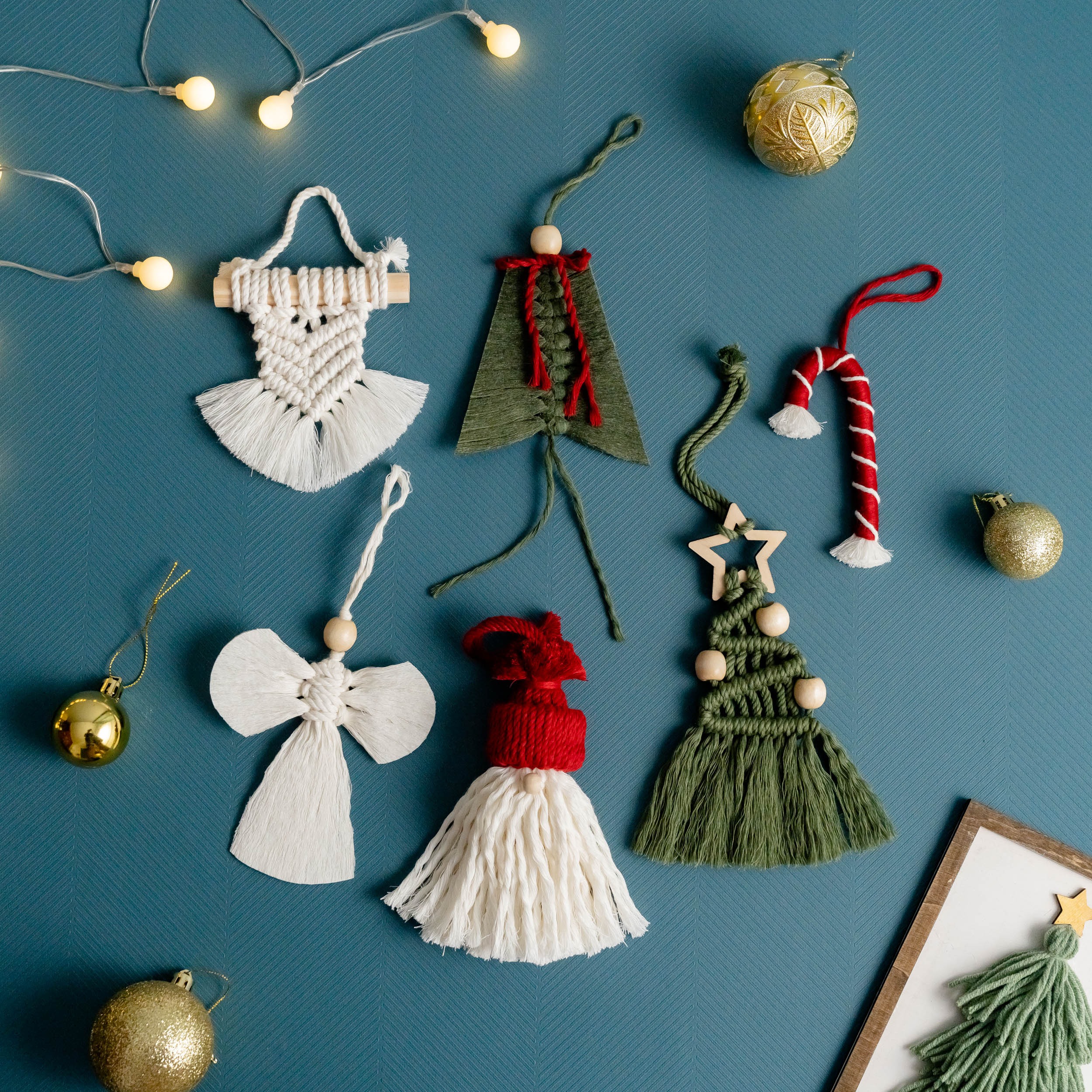 Macrame Christmas Ornaments Set – Boho Holiday Tree Decorations X06