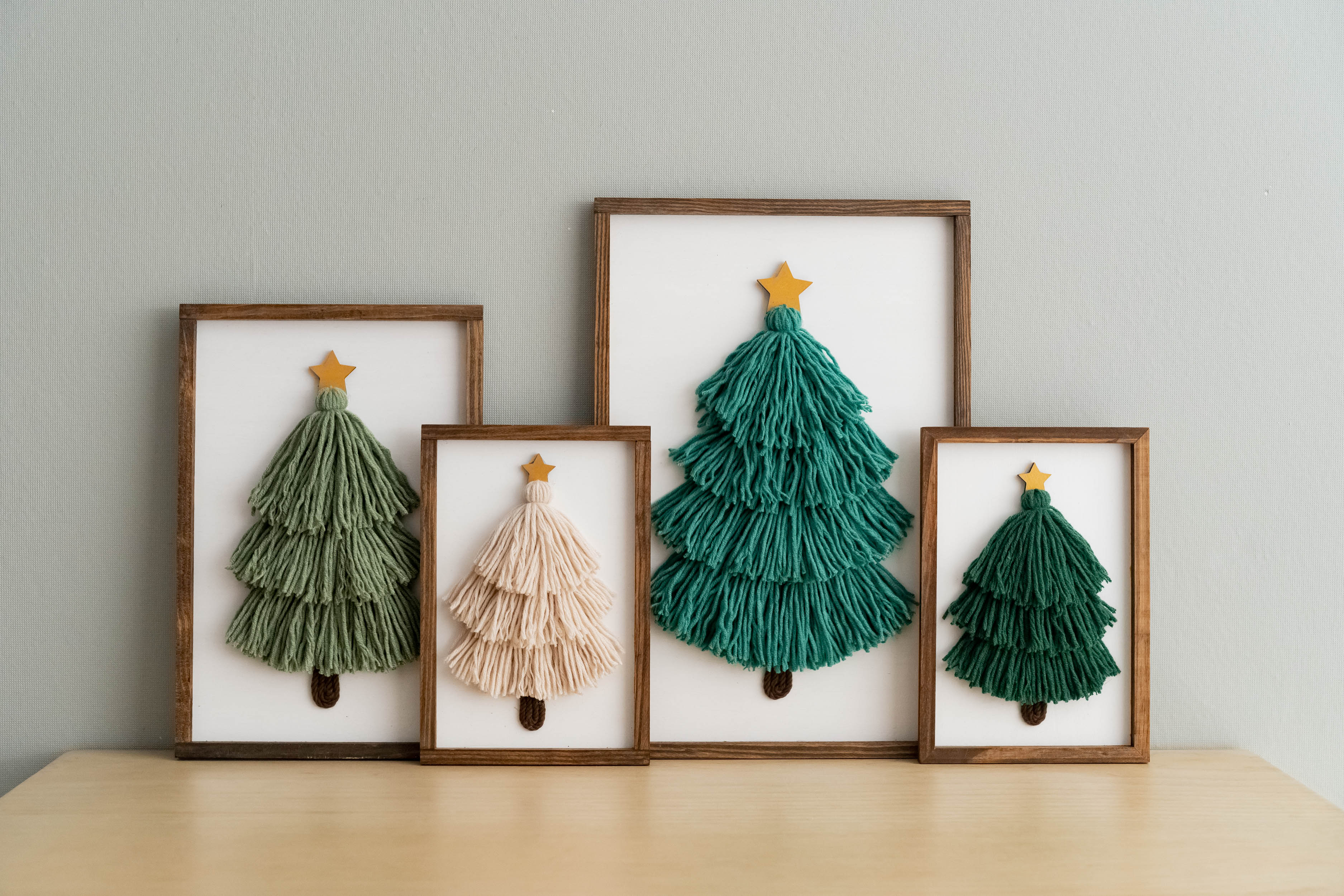 Framed Macrame Christmas Tree – Yarn Decor for Holiday Table V23