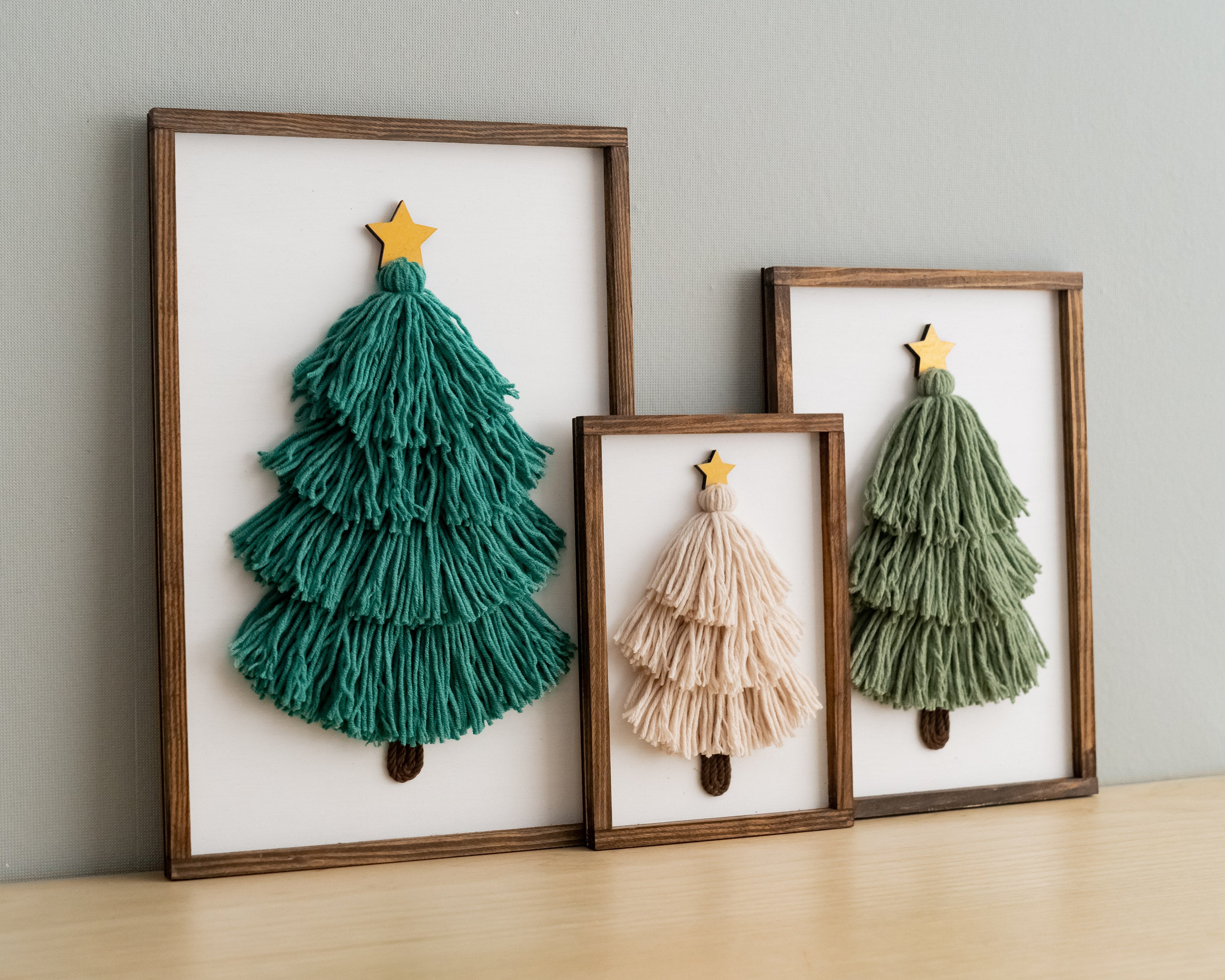 Framed Macrame Christmas Tree – Yarn Decor for Holiday Table V23