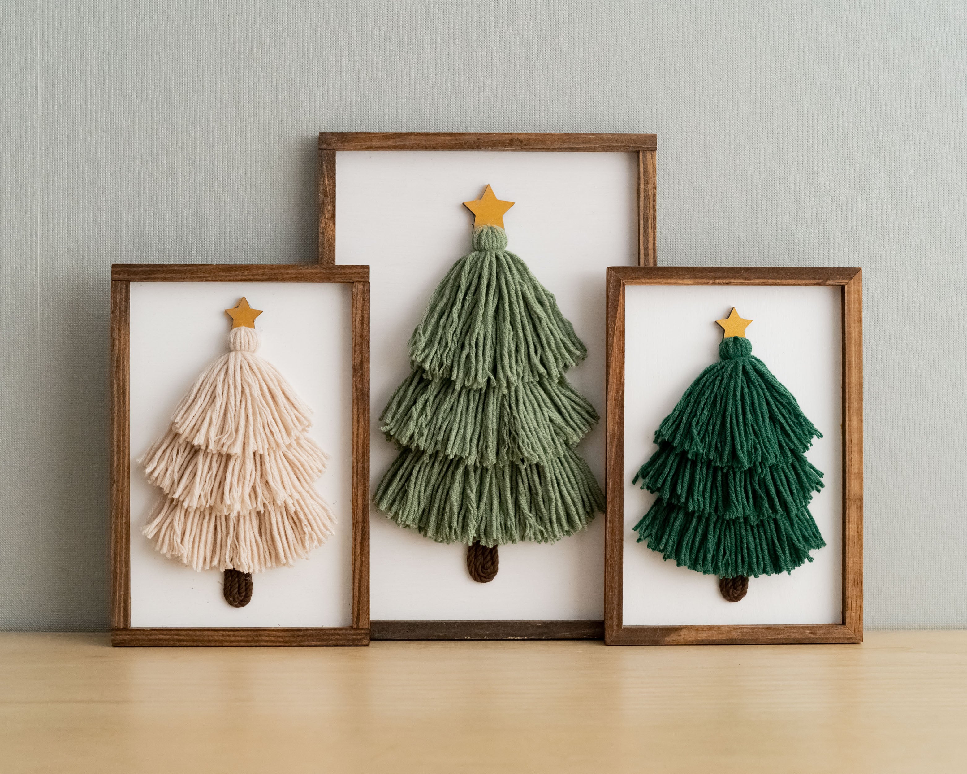 Framed Macrame Christmas Tree – Yarn Decor for Holiday Table V23