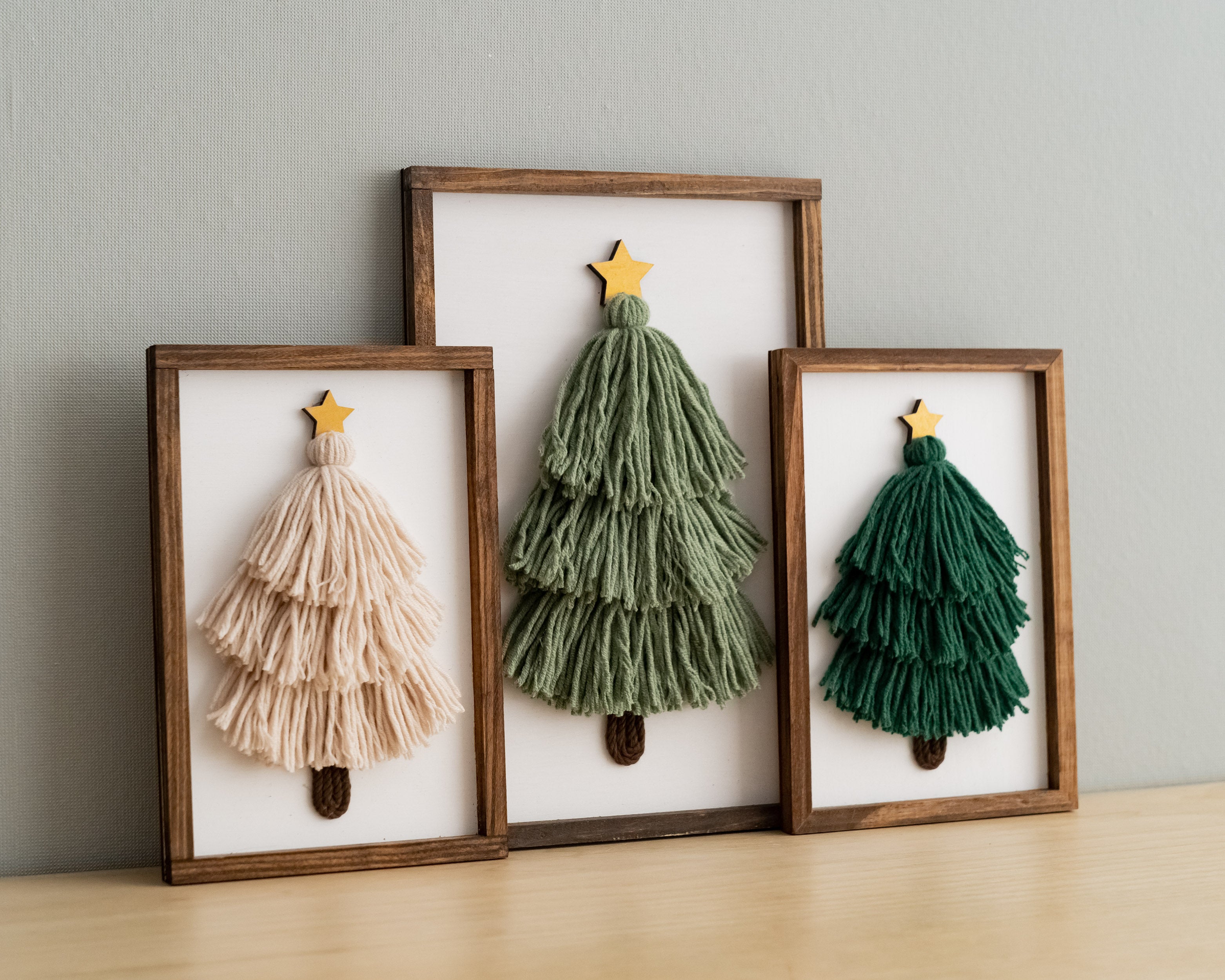 Framed Macrame Christmas Tree – Yarn Decor for Holiday Table V23