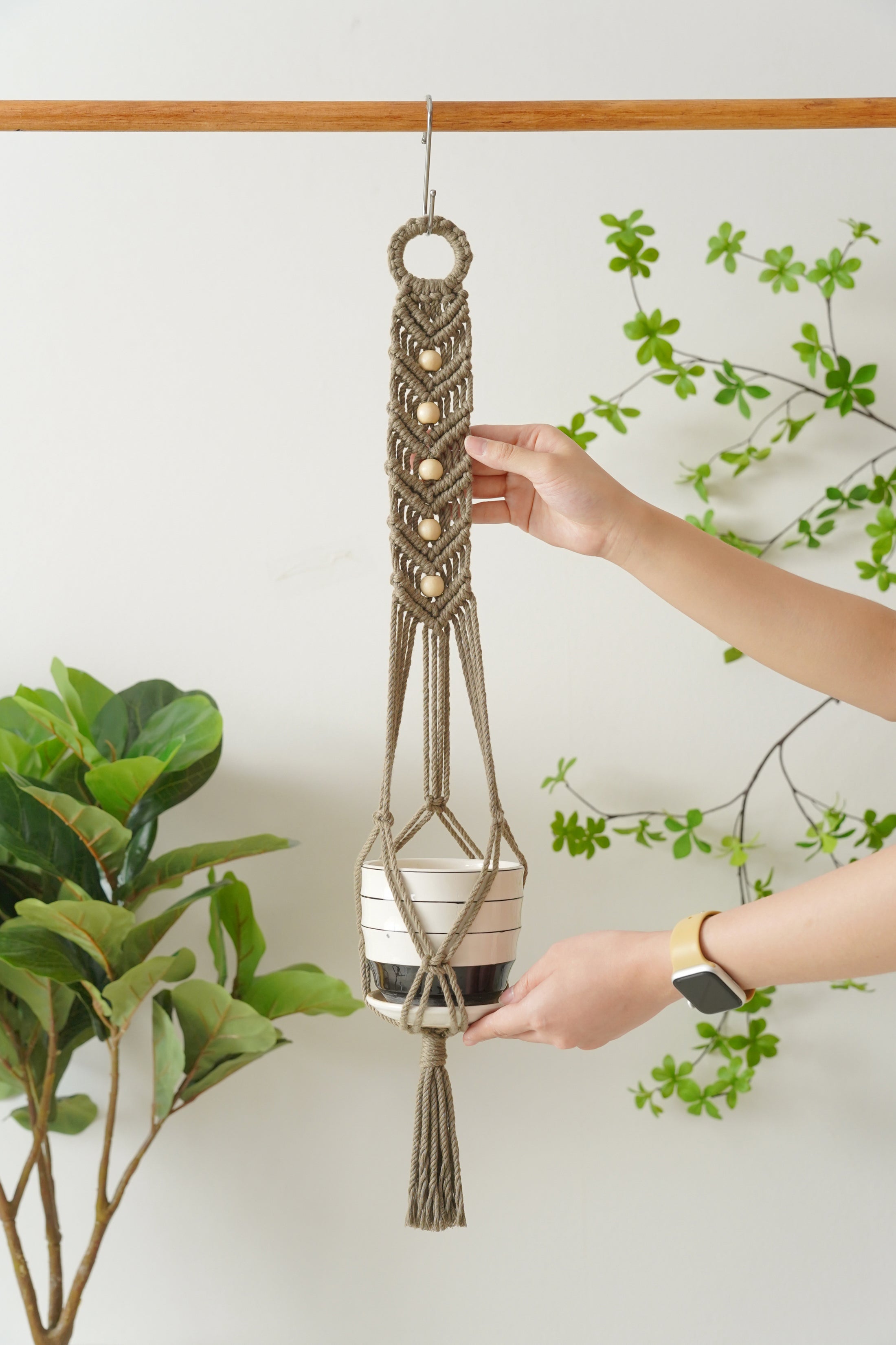 Macrame Plant Hanger Pattern for boho decor P34