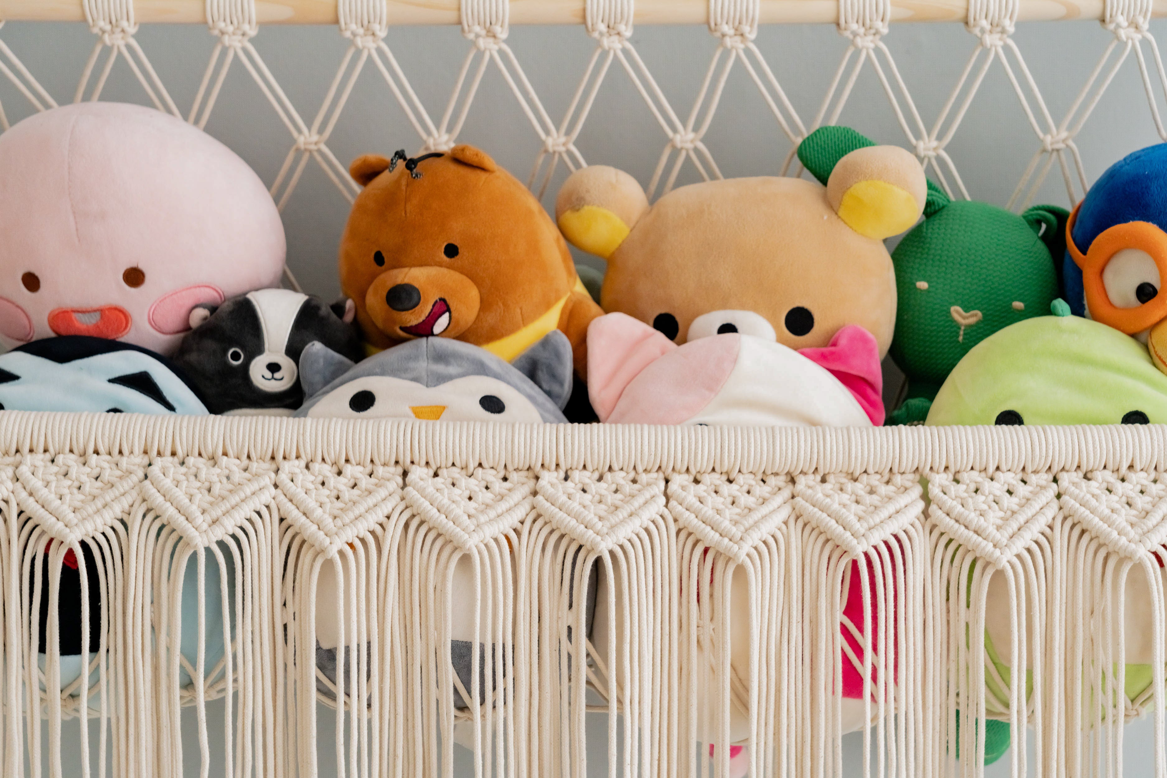 Macrame Toy Hammock for Wall - Plush Storage & Nursery Decor I65