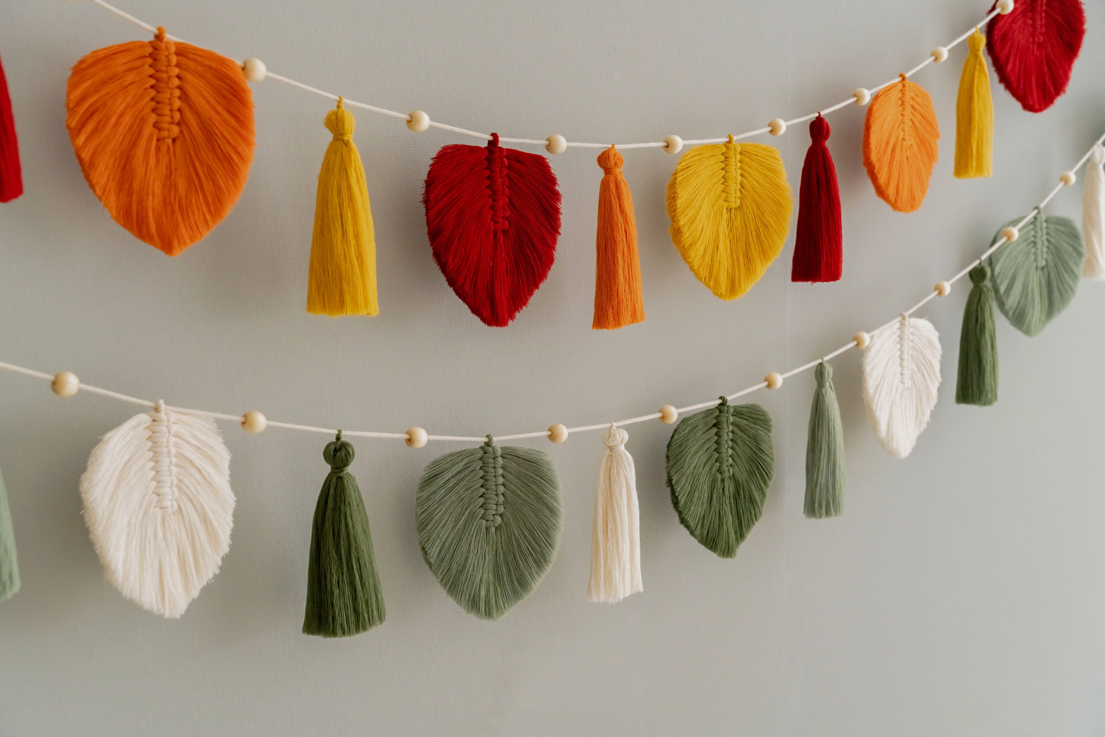 Macrame Leaf Garland – Boho Tassel Cotton Wall Decor L38