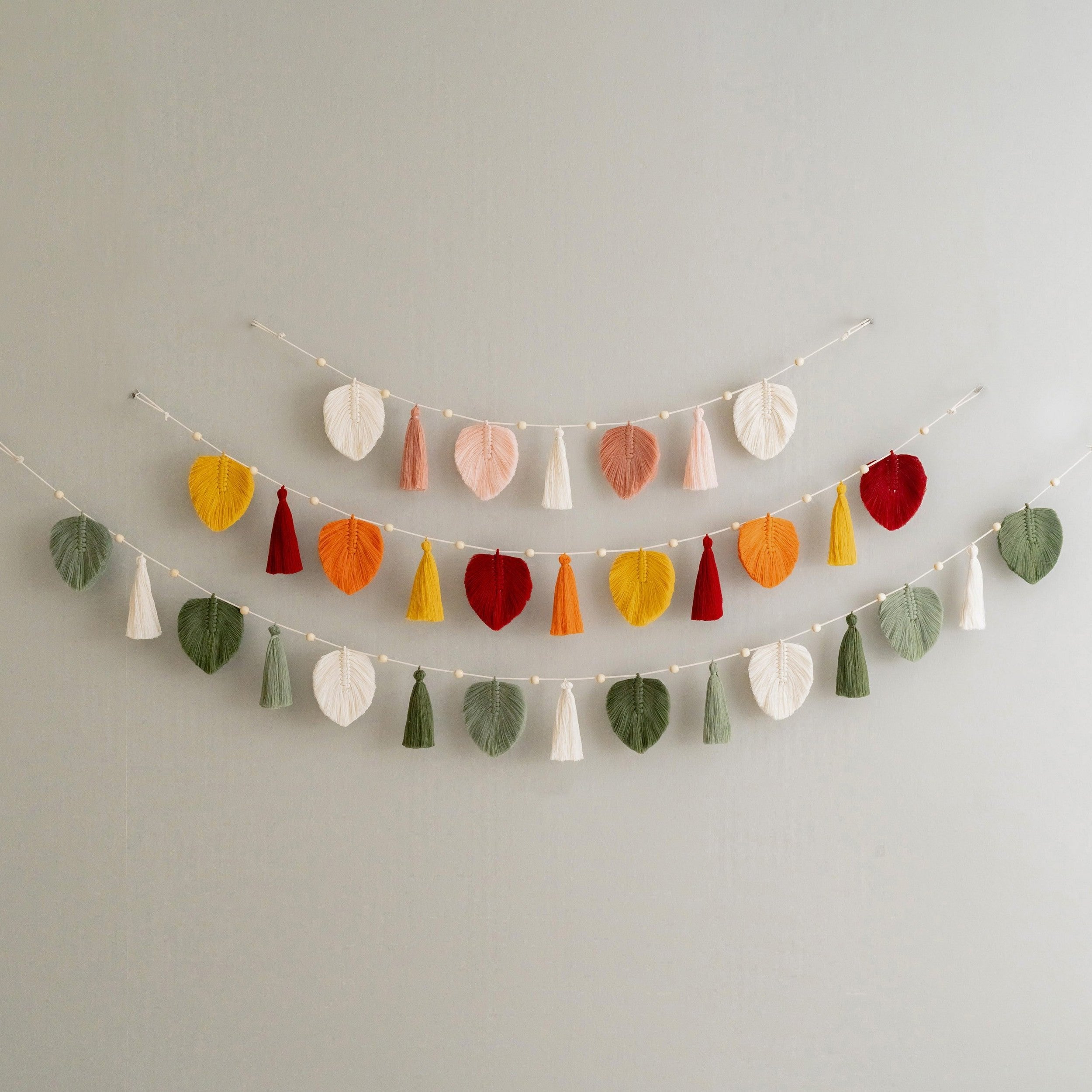 Macrame Leaf Garland – Boho Tassel Cotton Wall Decor L38