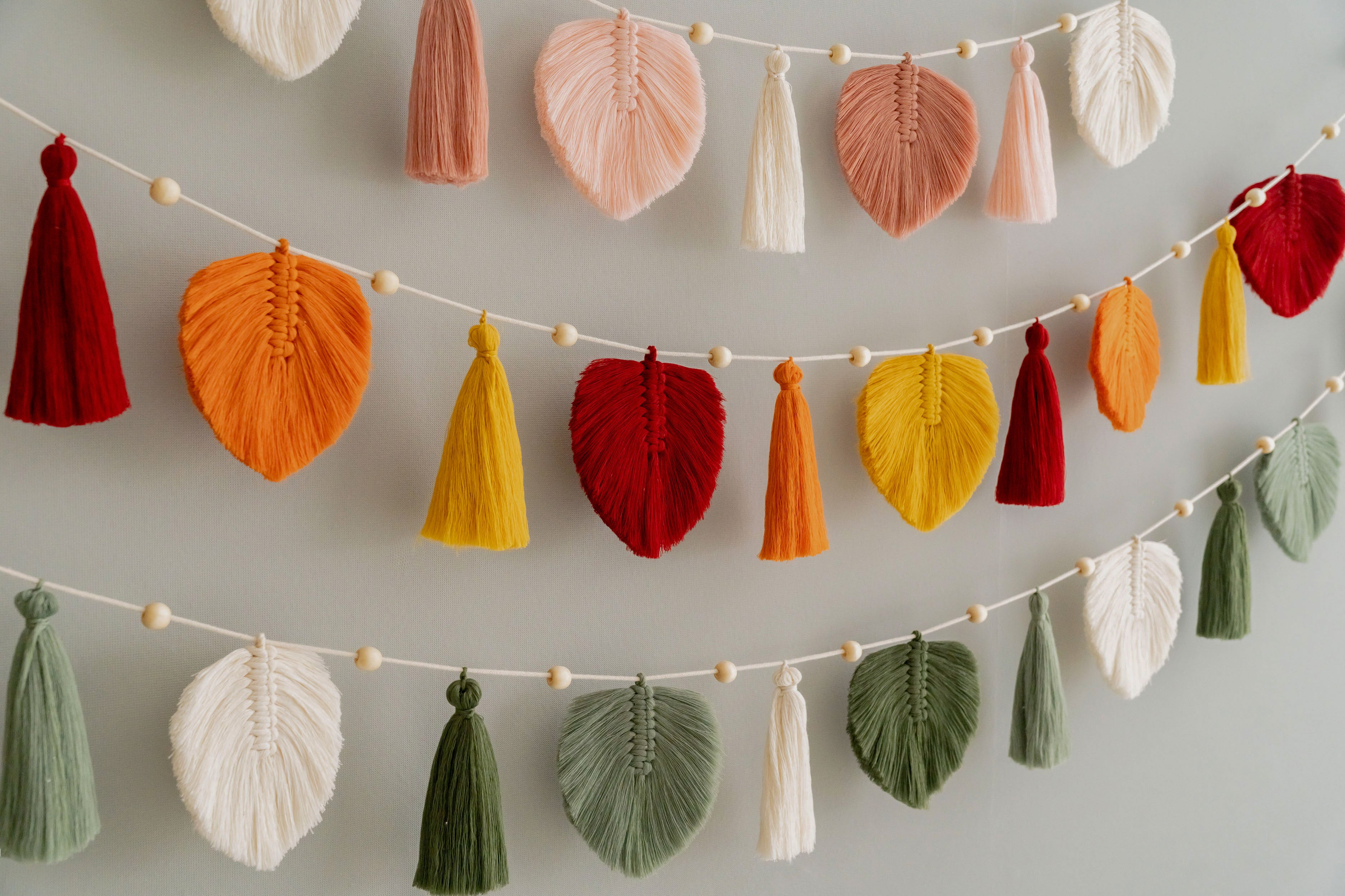 Macrame Leaf Garland – Boho Tassel Cotton Wall Decor L38