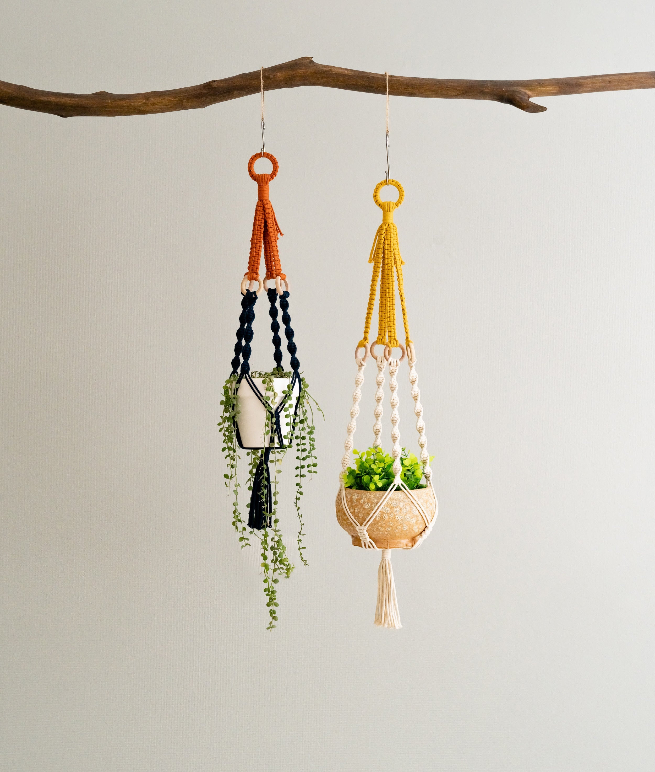 Macrame Plant Hanger with Tassel – Cotton Twist Knot Wall Decor I69