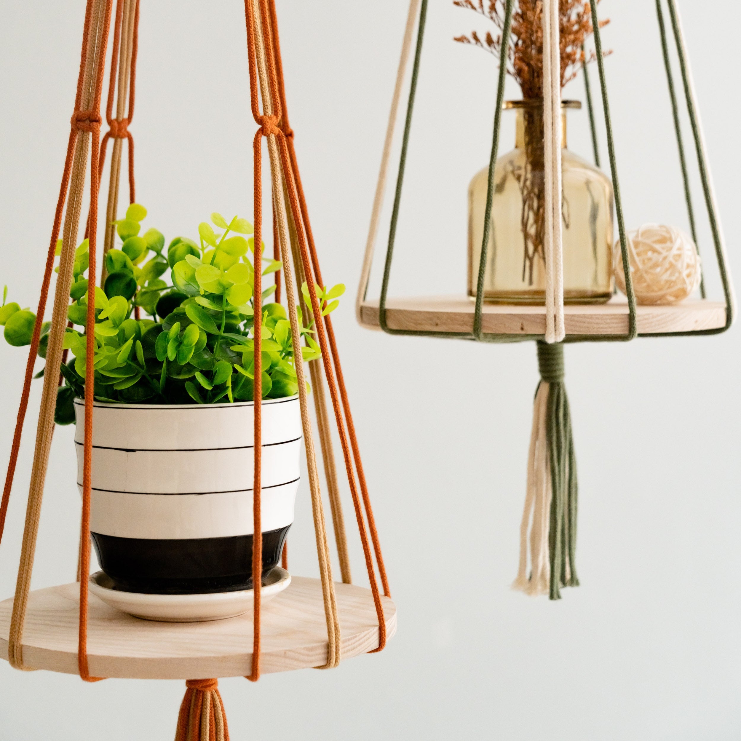 Boho Macrame Wood Tray Plant Hanger with Tail – Indoor Decor Basket S22