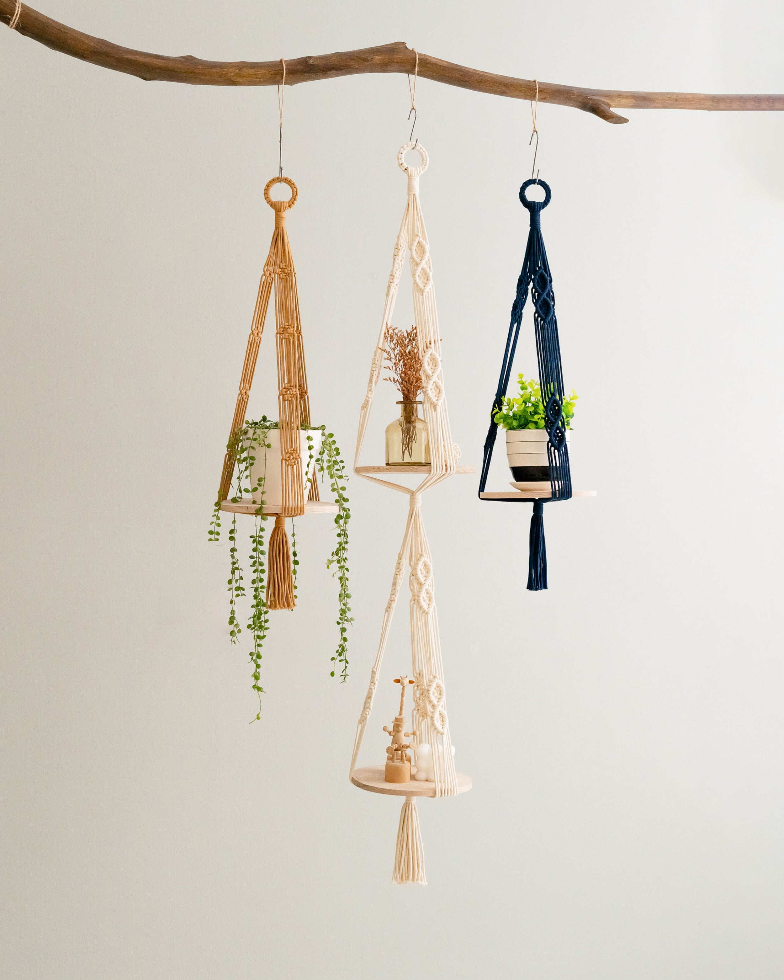 Boho Wooden Board Plant Hanger – Cotton Cord Indoor Plant Shelf S23