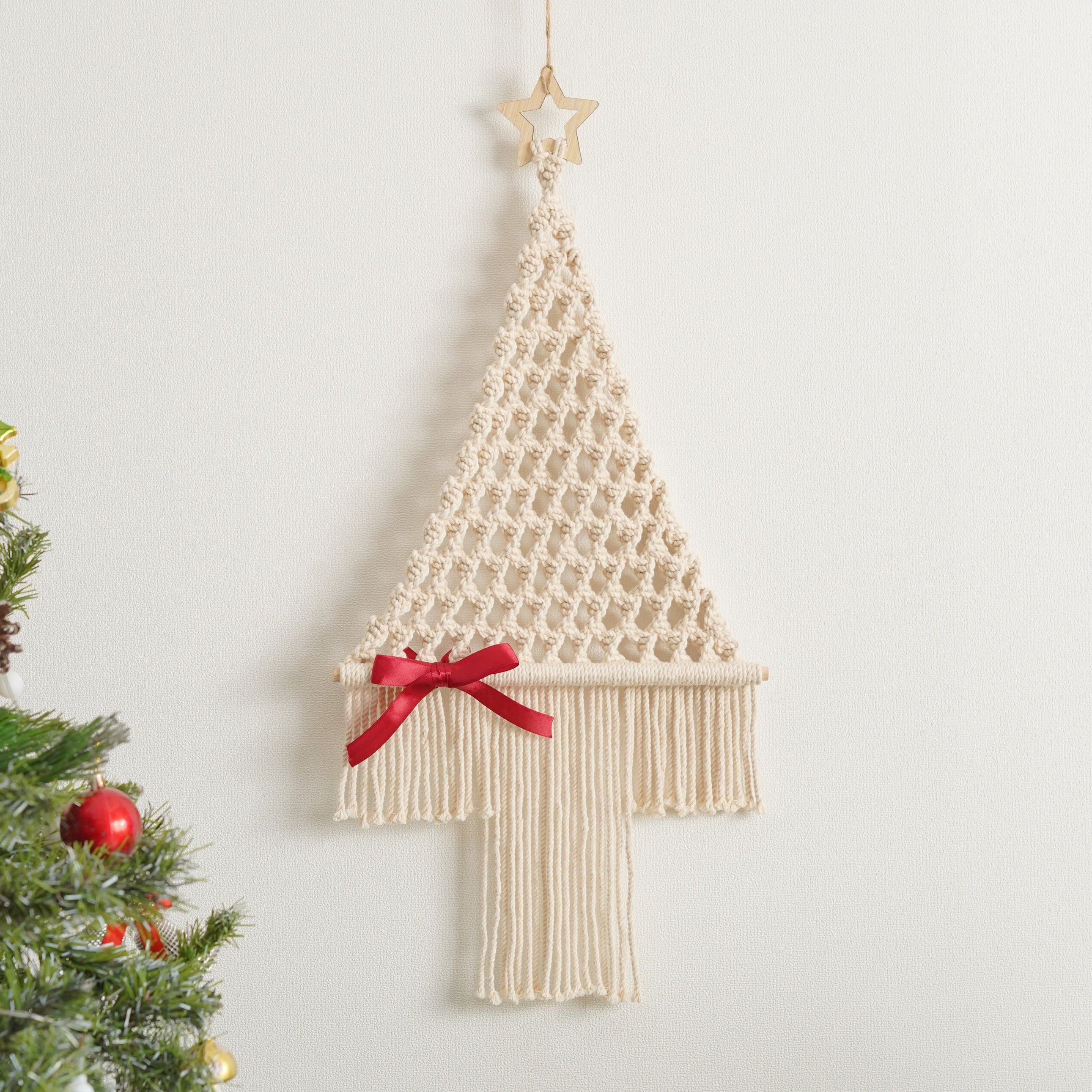 Macrame Christmas Tree Pattern for Christmas Wall Hanging P22