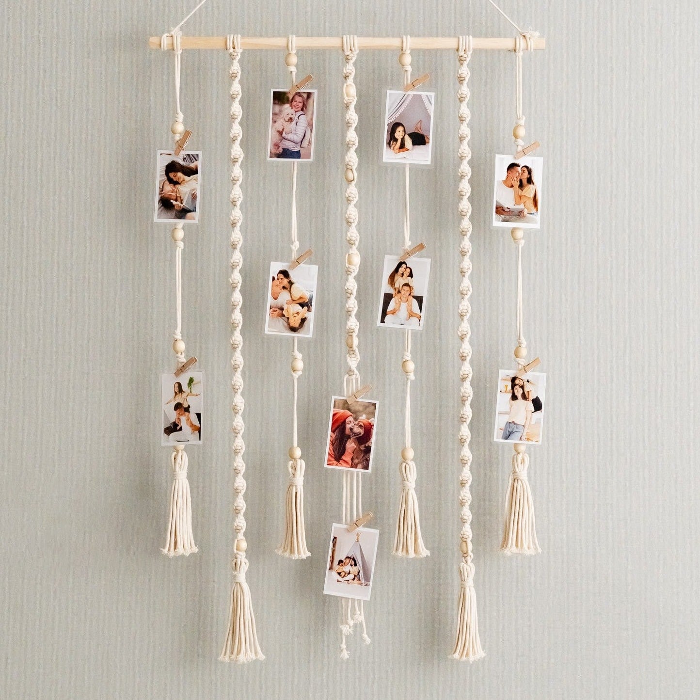 Macrame Photo Display – Boho Picture Wall Hanging with Clips I55