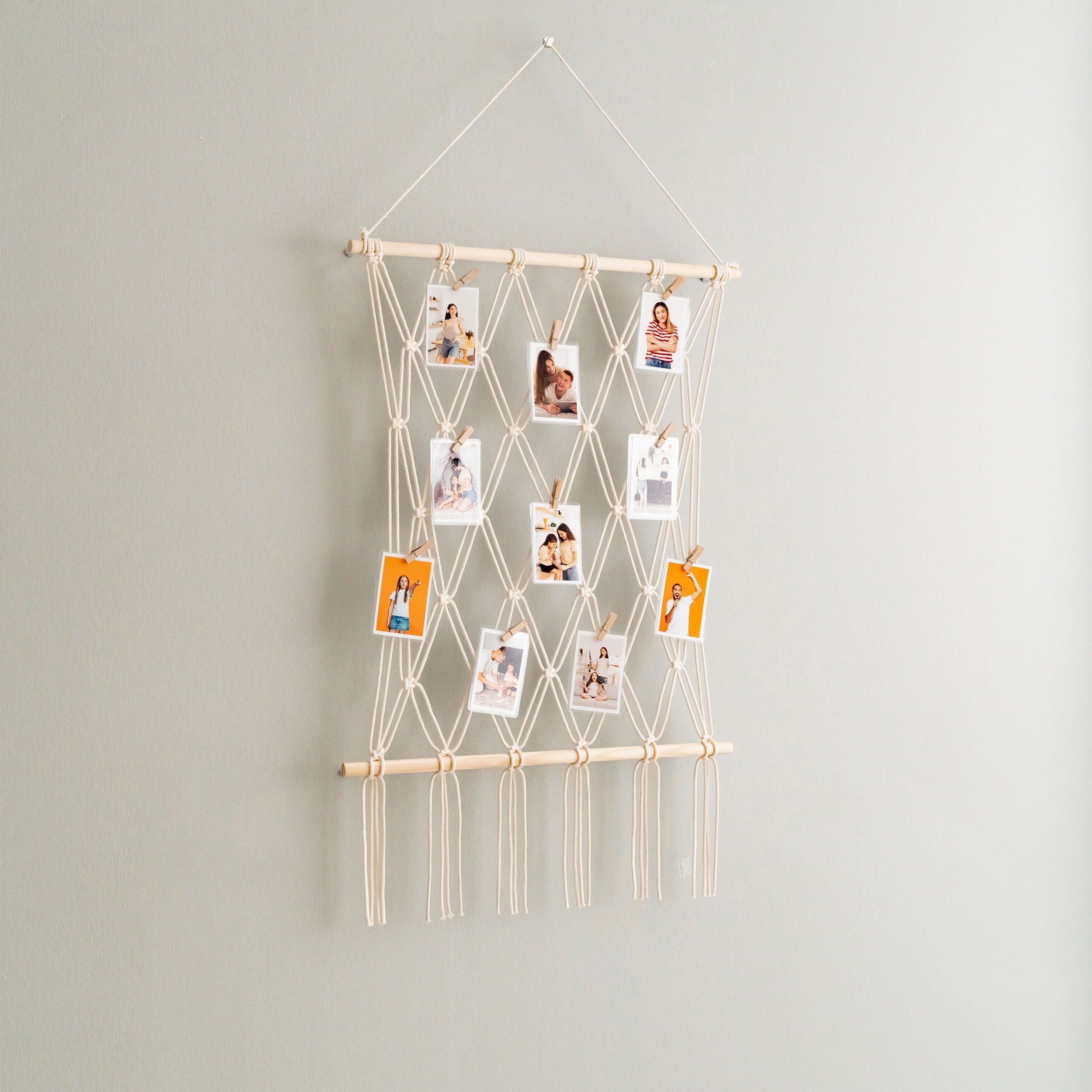 Boho Macrame Photo Display Hanger for Wall Décor H02