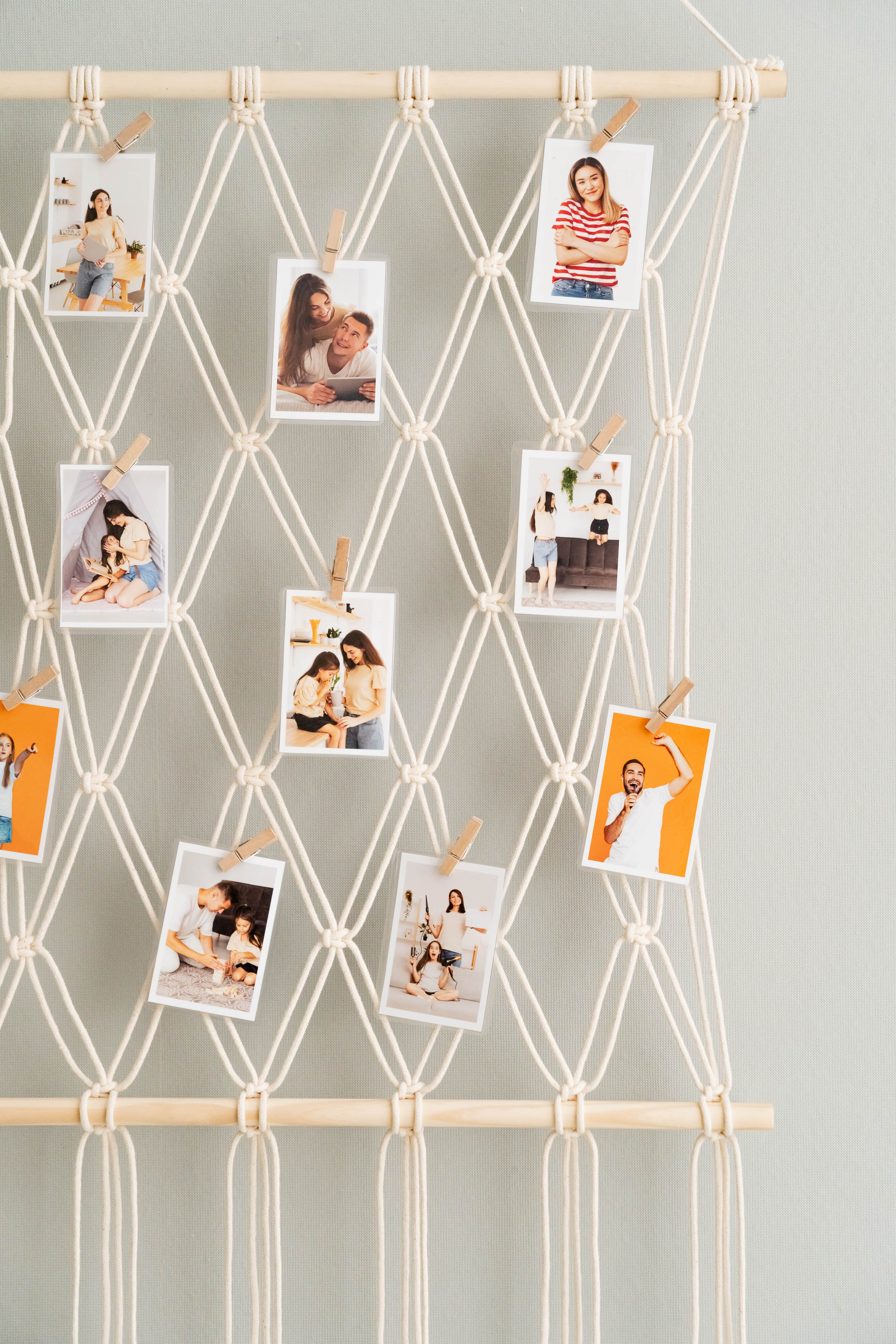 Boho Macrame Photo Display Hanger for Wall Décor H02