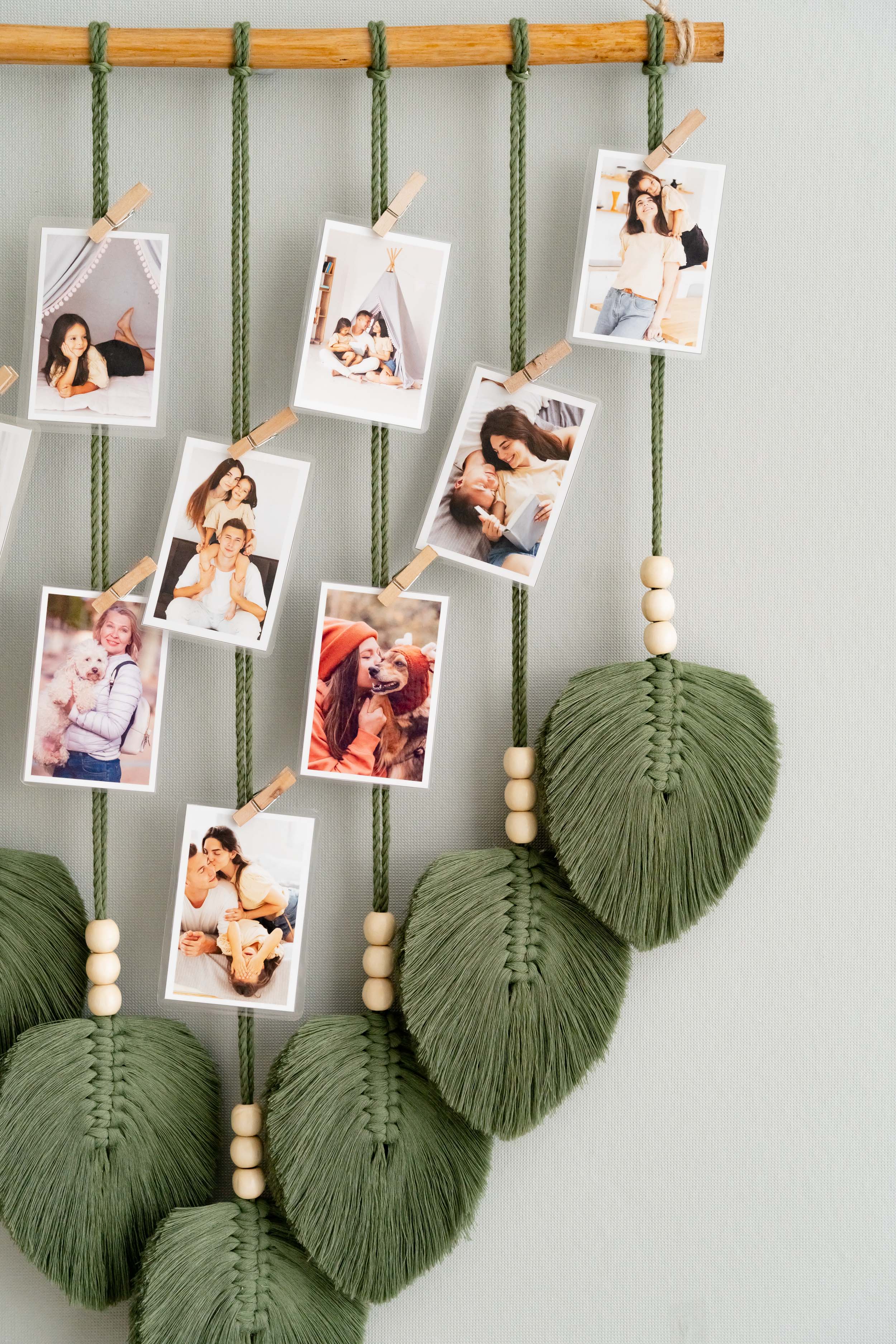 Boho Macrame Photo Display Hanger for Wall Décor H02