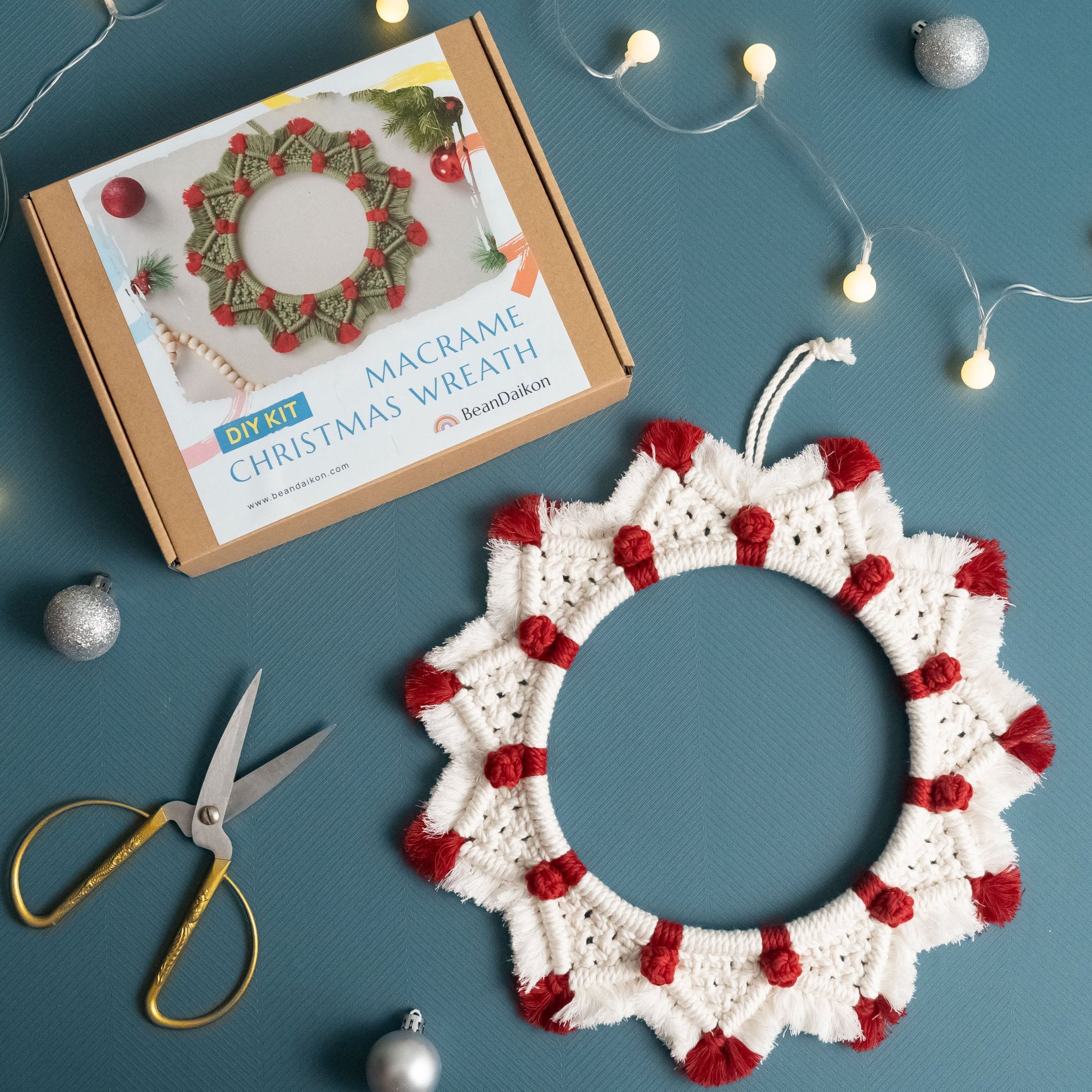 DIY Macrame Christmas Wreath Kit – Cotton Cord Holiday Craft K56