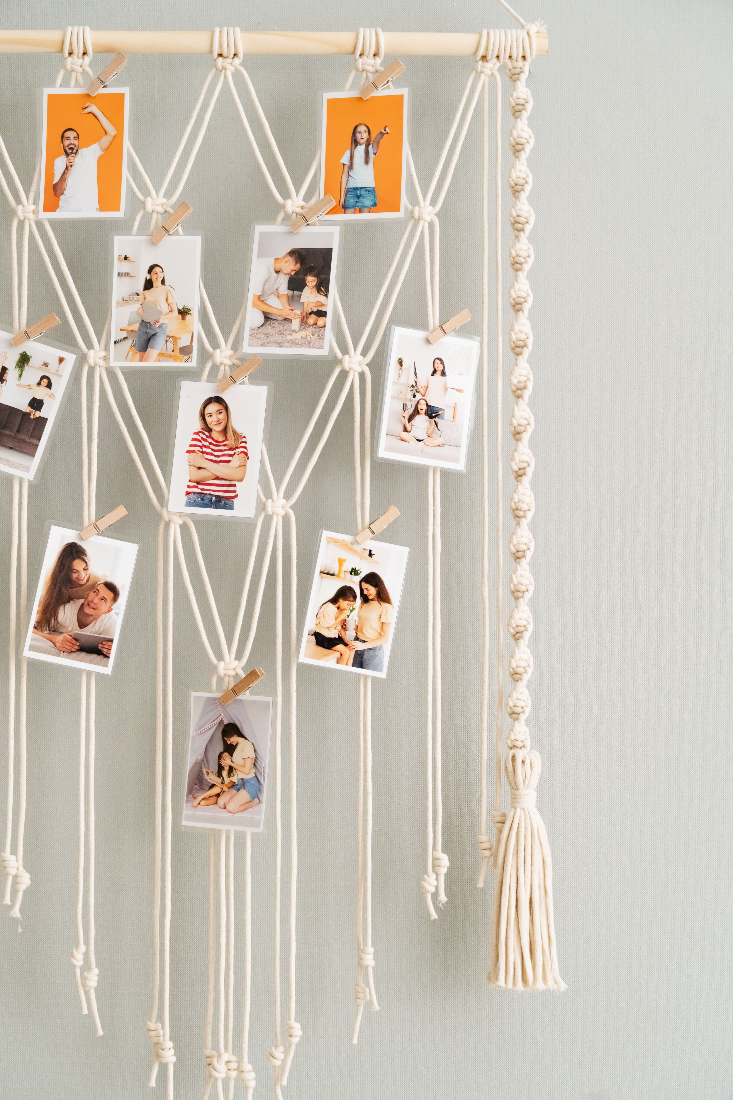 Boho Macrame Photo Display Hanger for Wall Décor H02