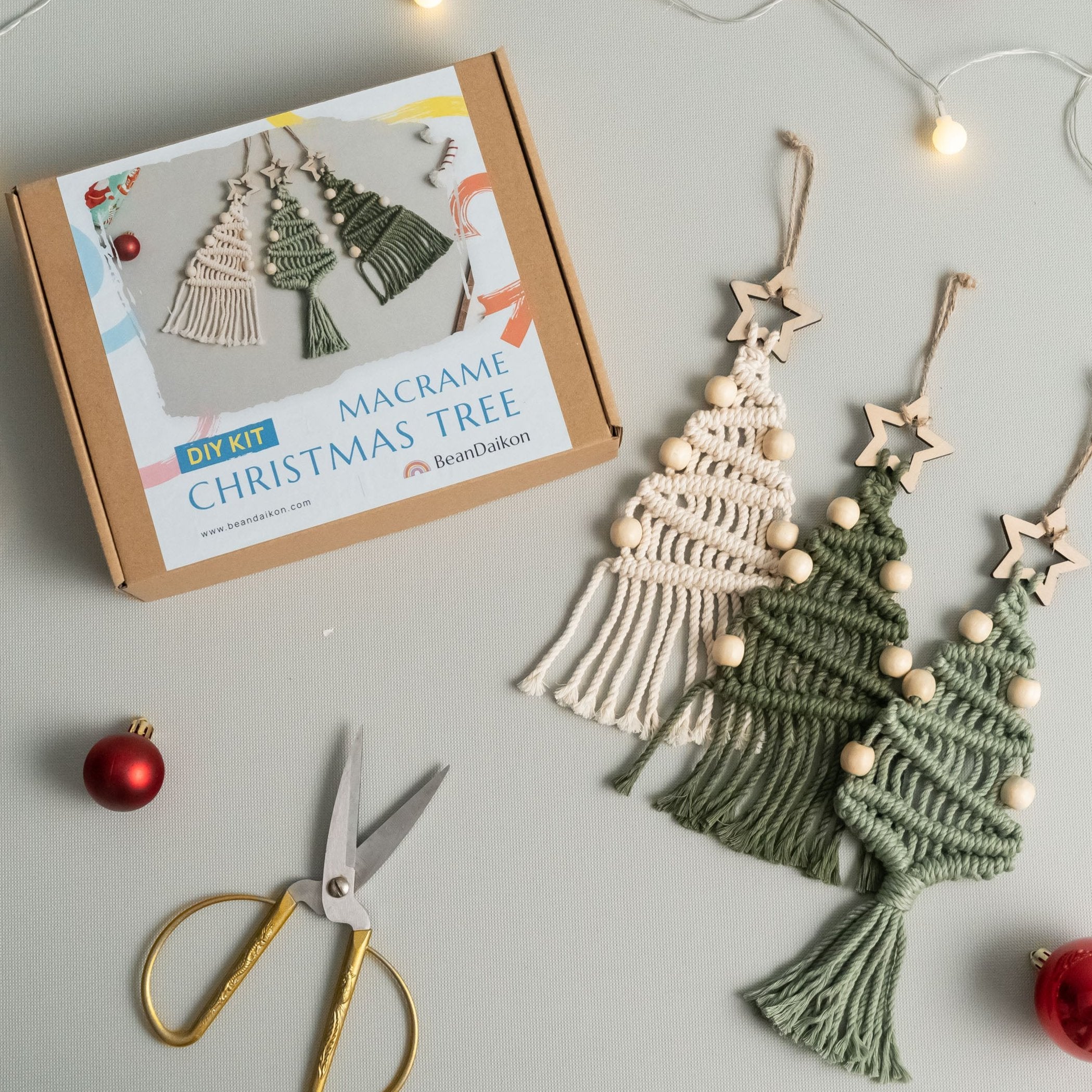 DIY Christmas Tree Macrame Kit – Cotton Cord & Wooden Beads K24