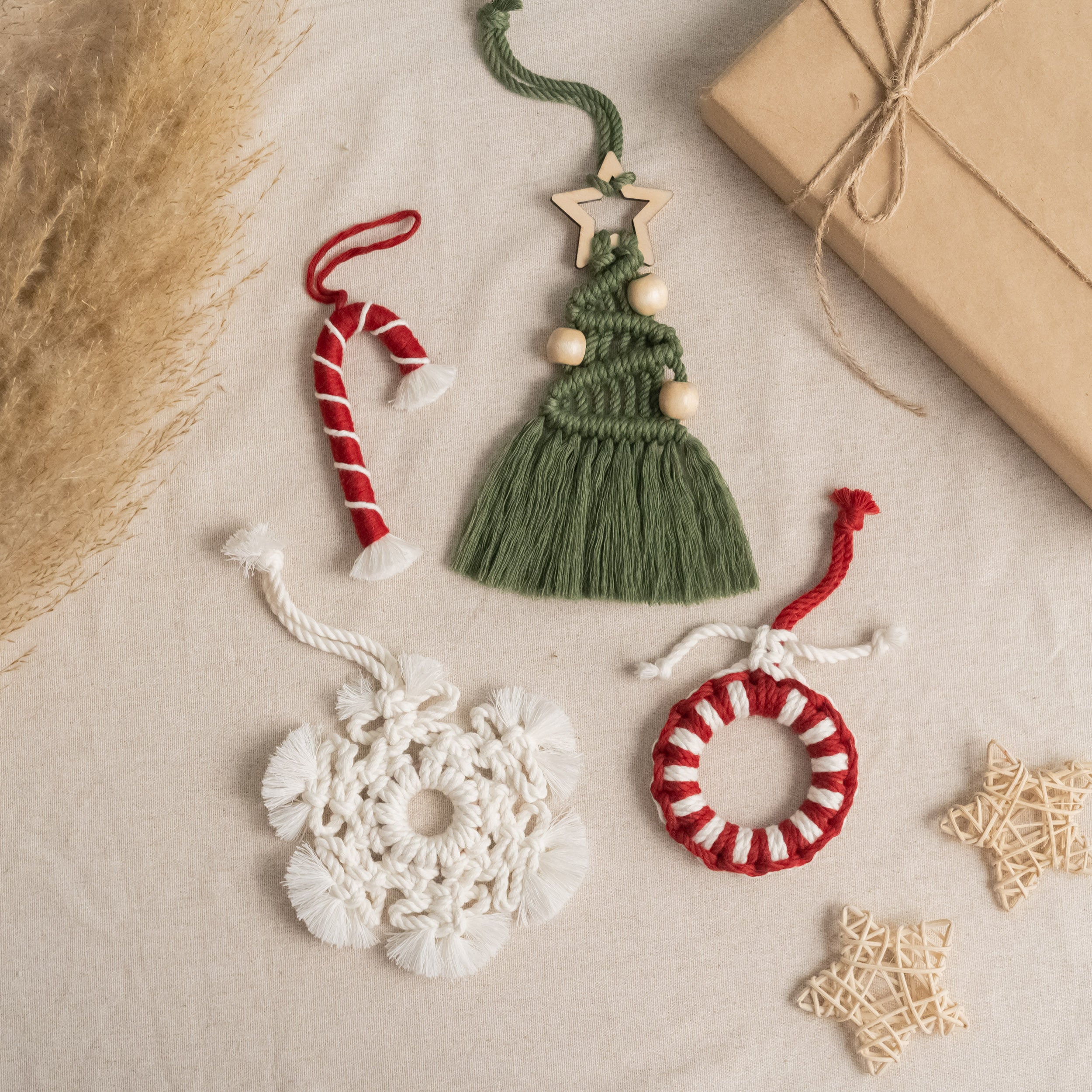 Christmas Craft Kit – Macrame Ornaments DIY Kit with Cotton Cord K26