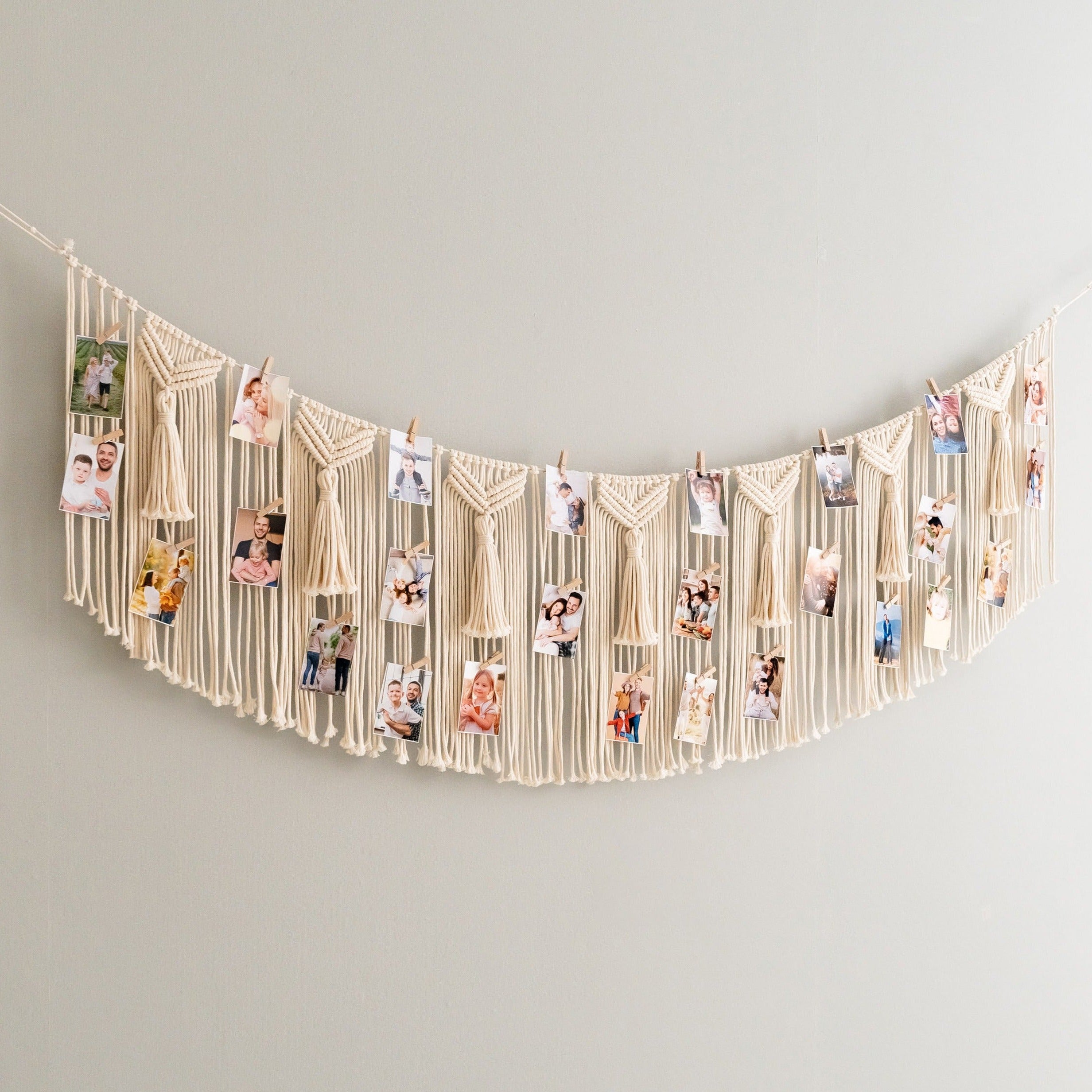 Macrame Photo Display Garland – Extra Long Wall Hanging I77