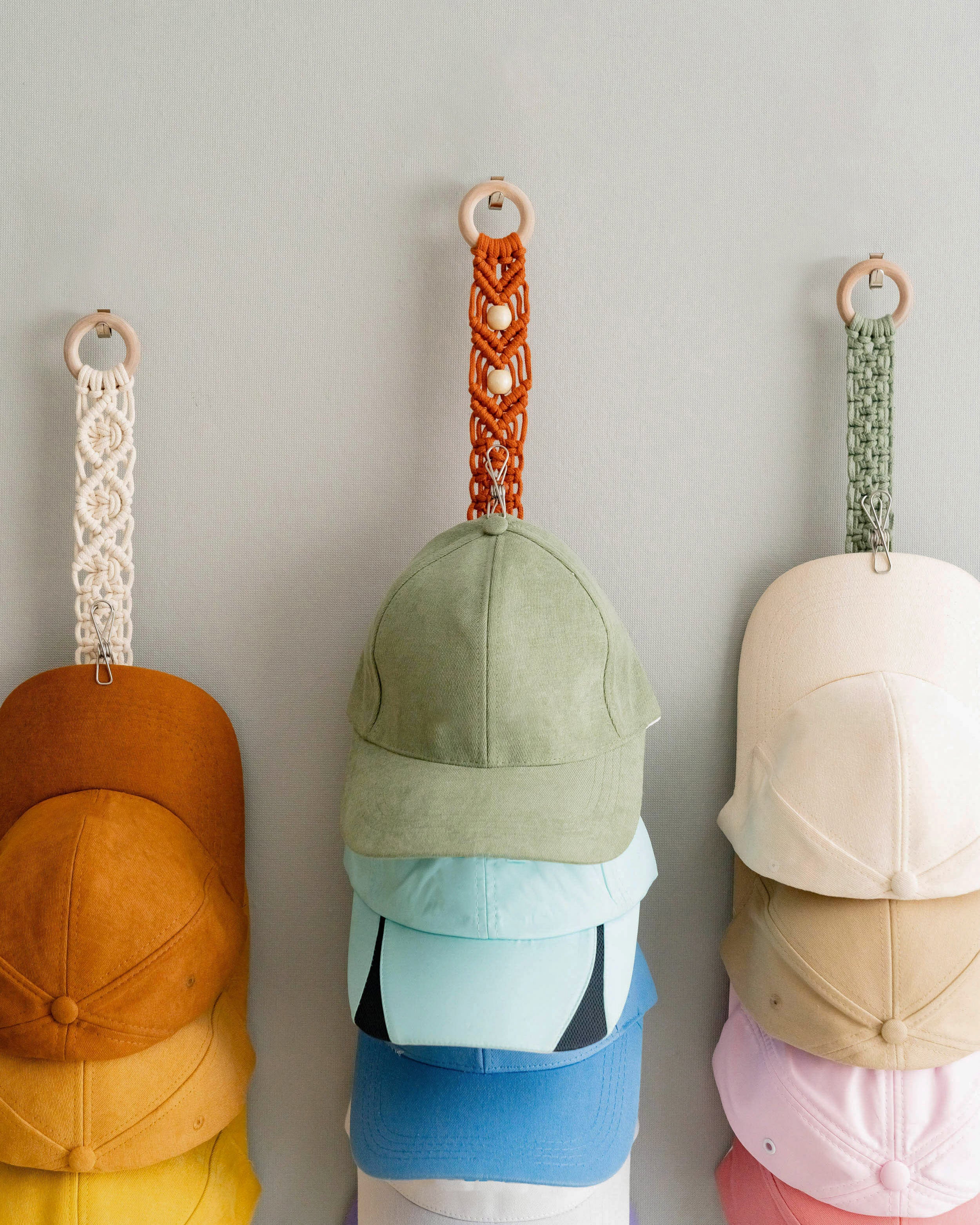 Macrame Baseball Cap Holder – Wall Hanging Hat Organizer H38