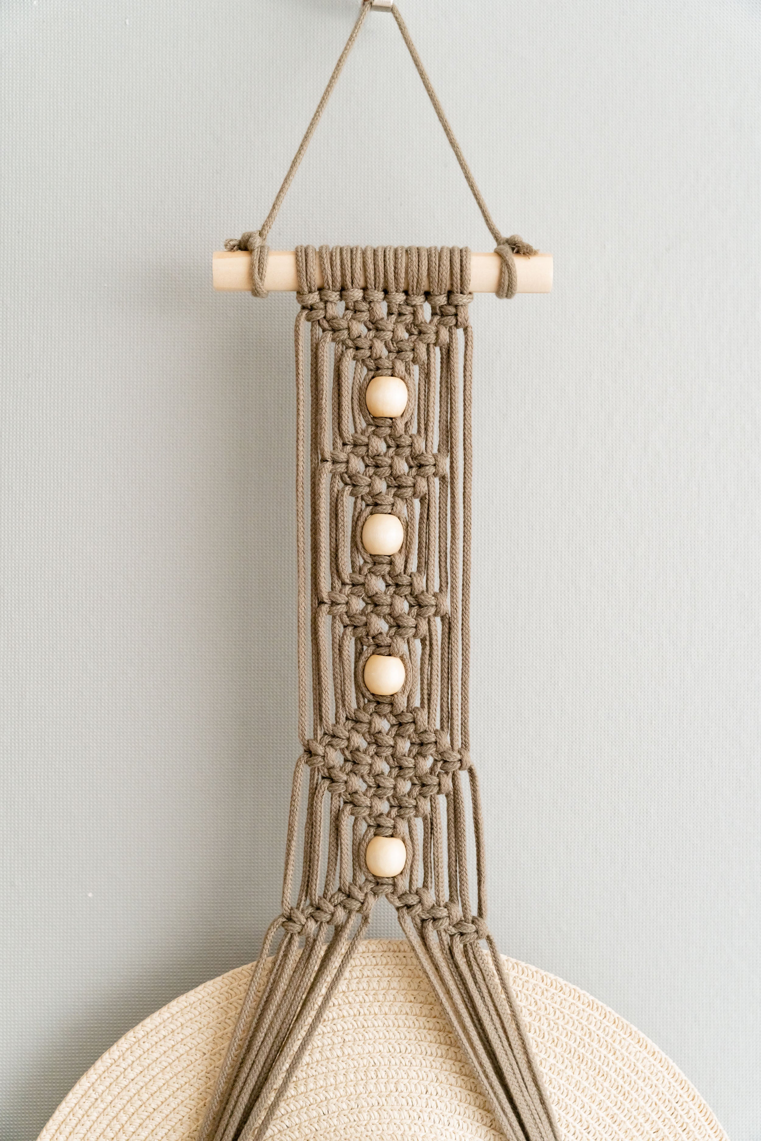 Macrame Hat Hanger – Boho Wall Organizer for Hats & Accessories I45