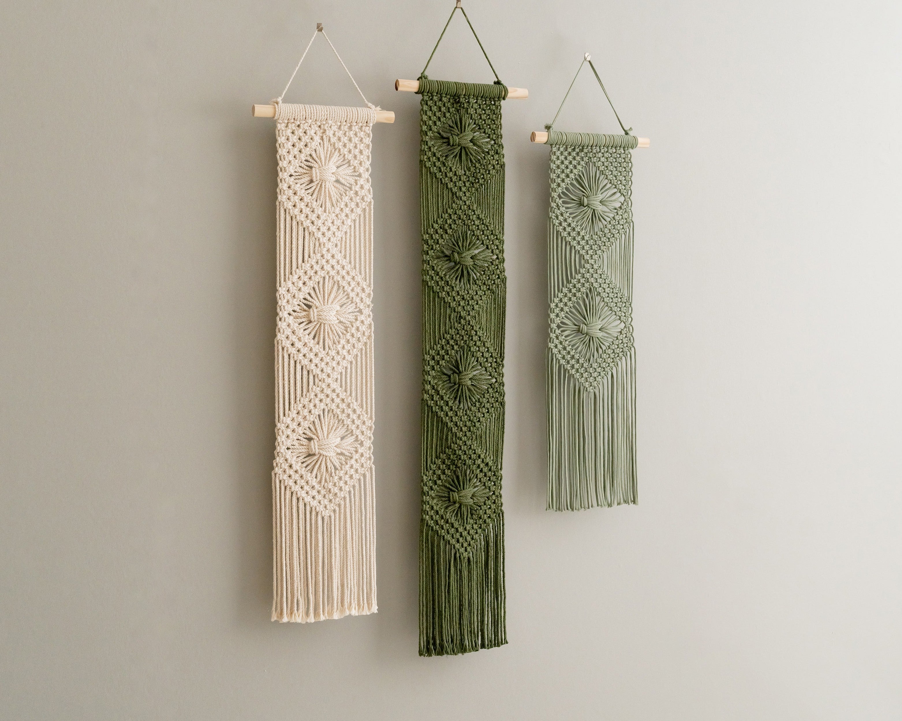 Diamond Macrame Wall Hanging – Boho Cotton Wall Decor W66