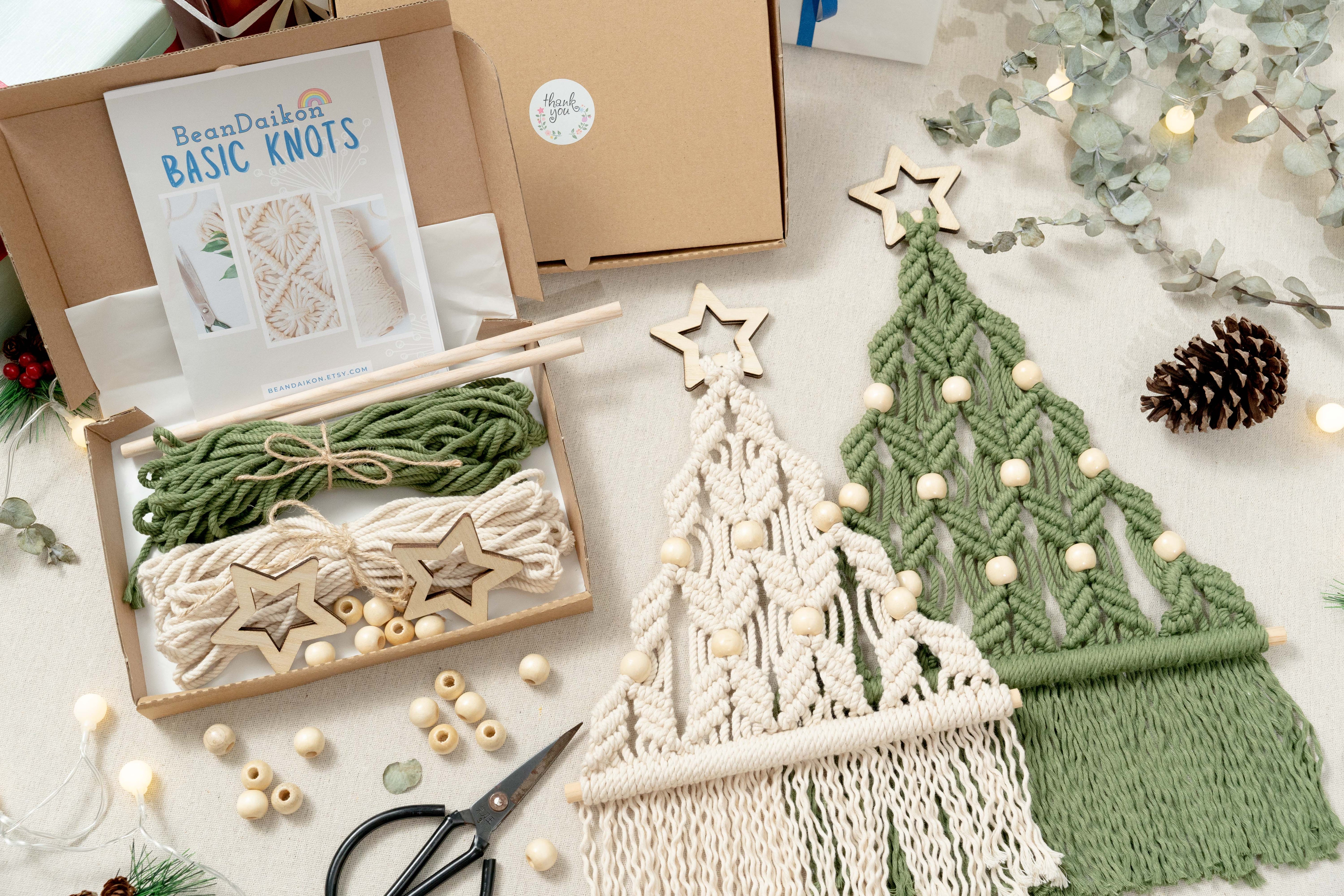 Christmas DIY Wall Decor – Cotton Macrame Tree Kit with Wood Beads K20