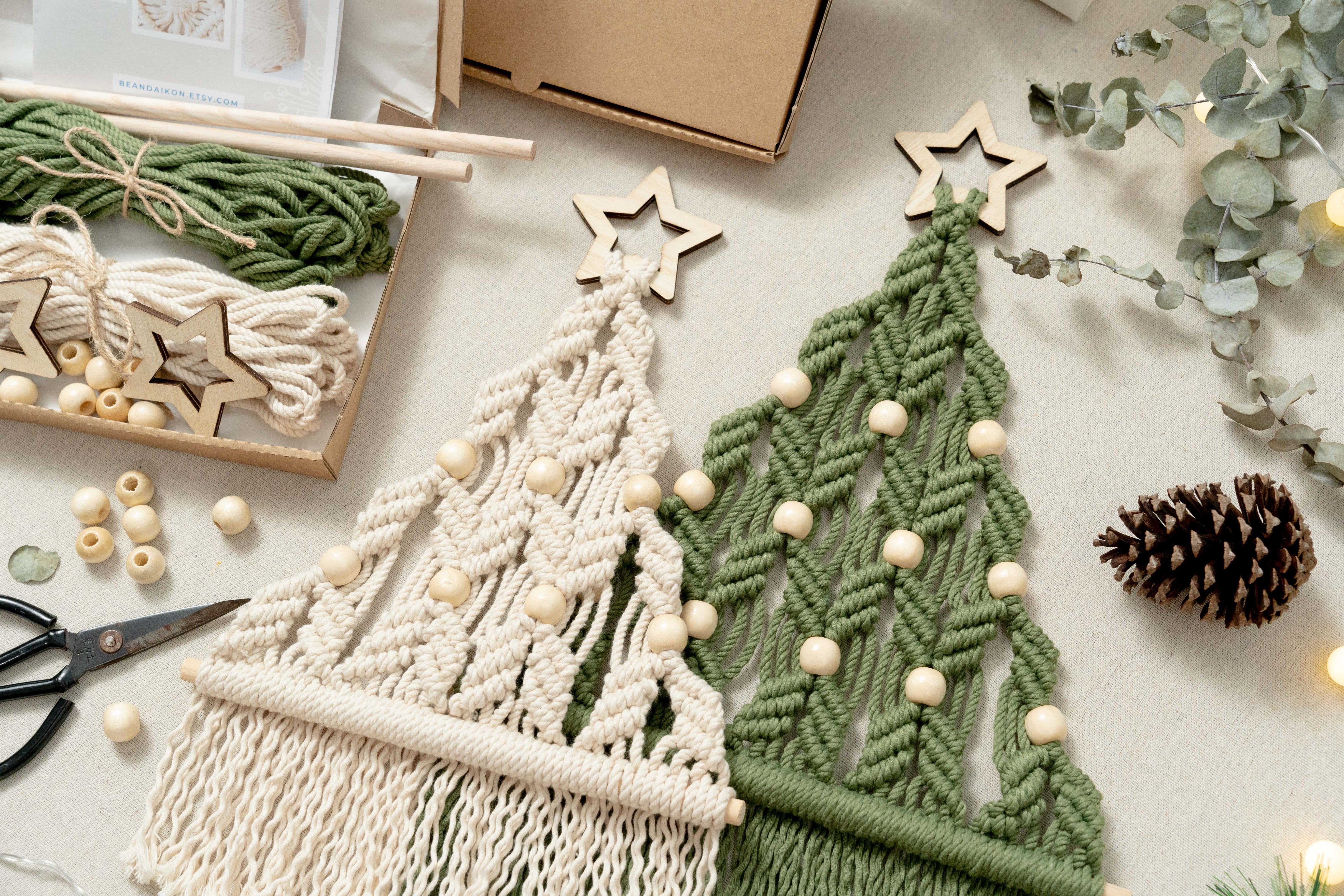 Christmas DIY Wall Decor – Cotton Macrame Tree Kit with Wood Beads K20