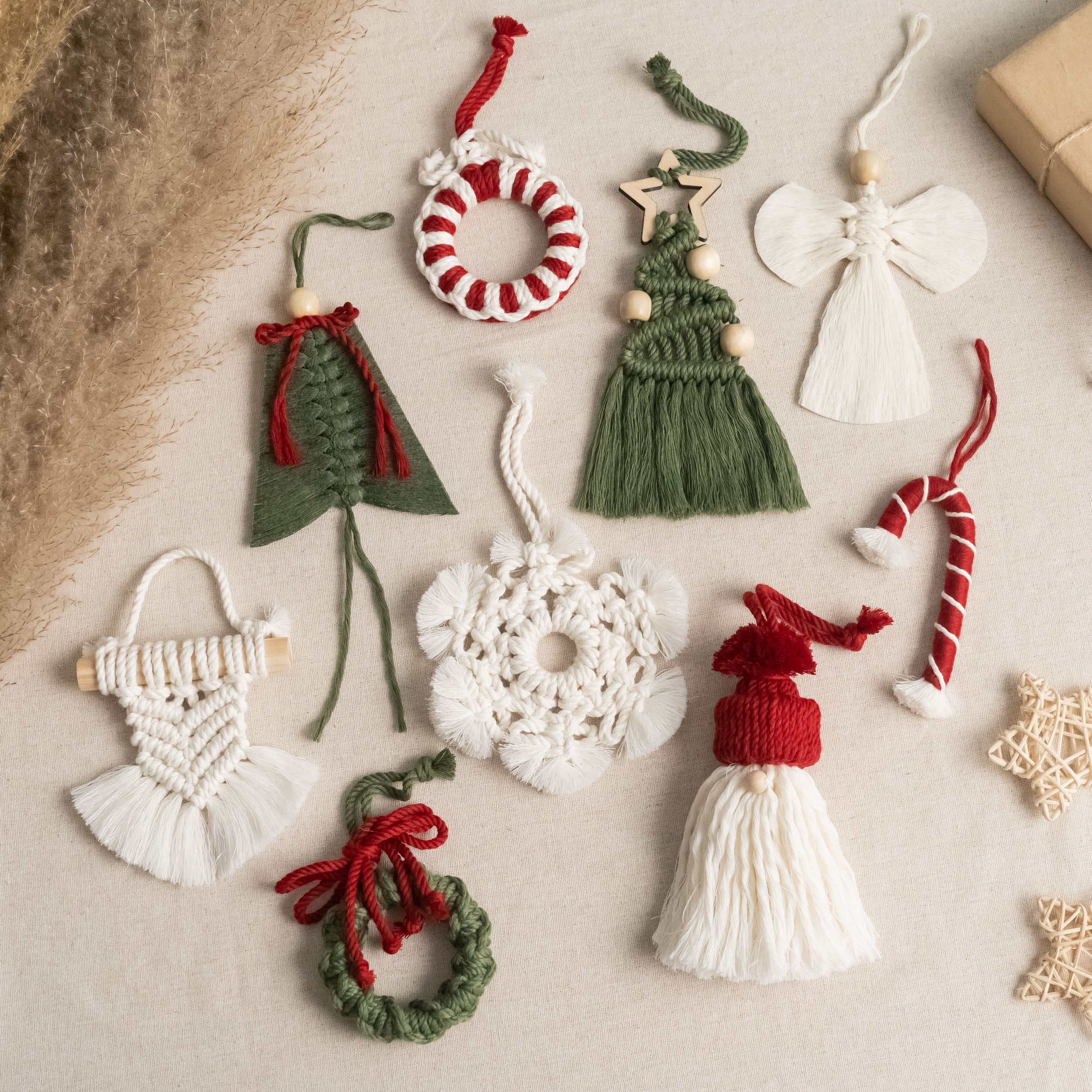 Macrame Christmas Ornaments macrame for Christmas Wall Decor X06