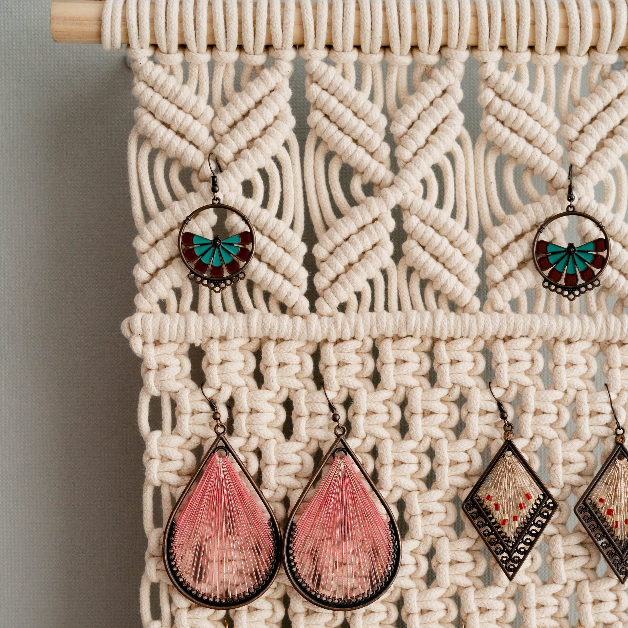 Macrame Earring Holder - Boho Jewelry Organizer Wall Hanging I80