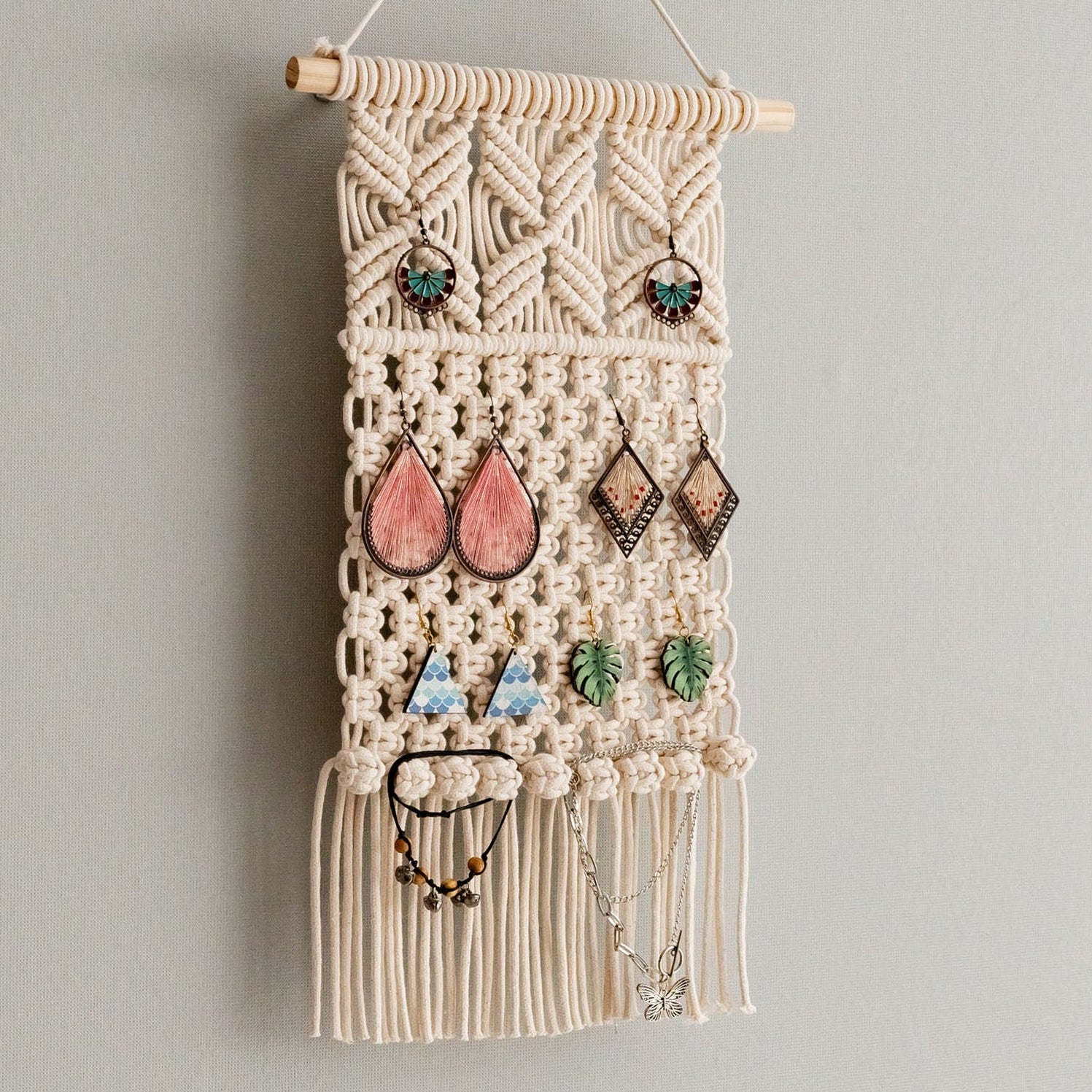 Macrame Earring Holder - Boho Jewelry Organizer Wall Hanging I80